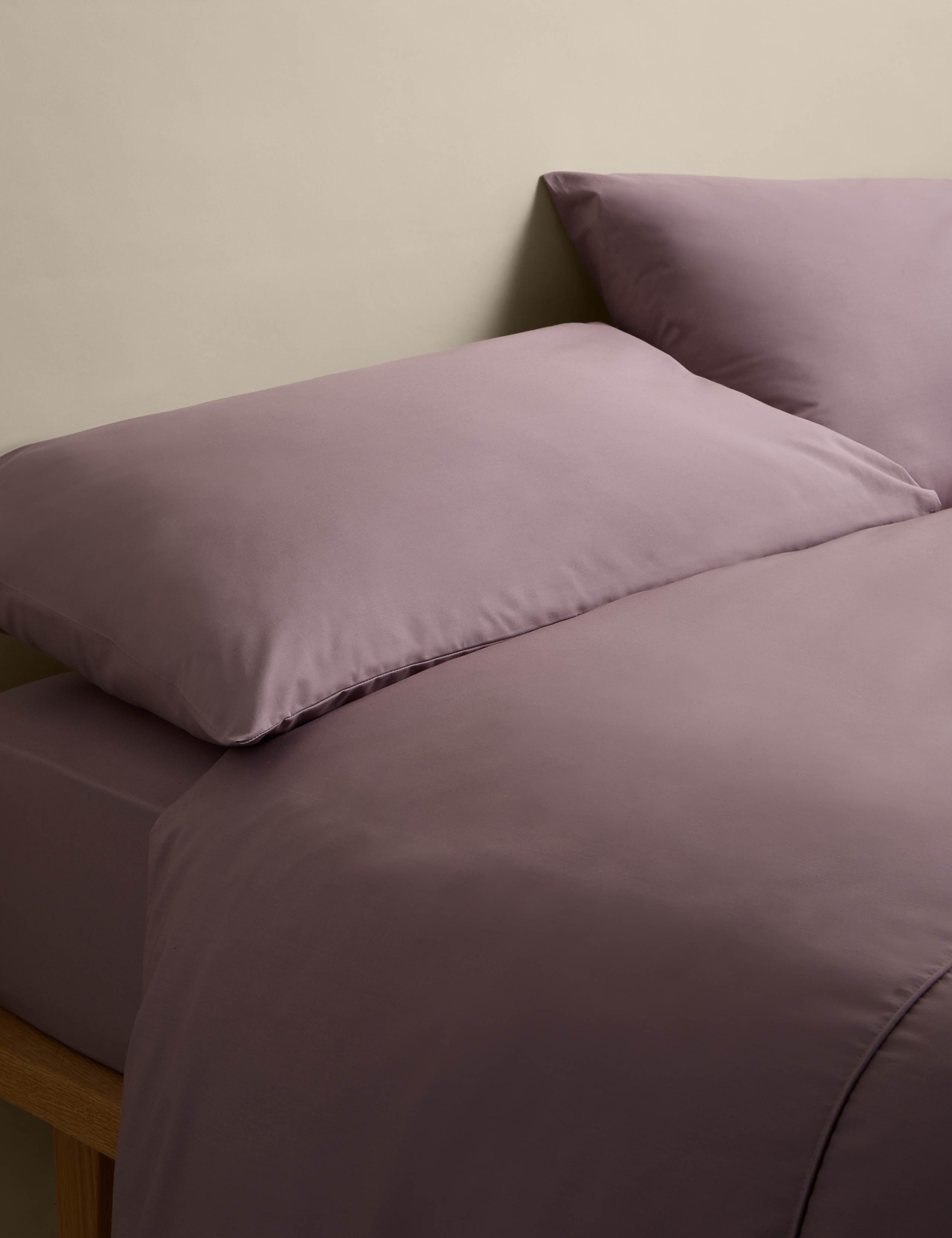 Egyptian Cotton 230 Thread Count Crisp Bedding Set 1 of 5