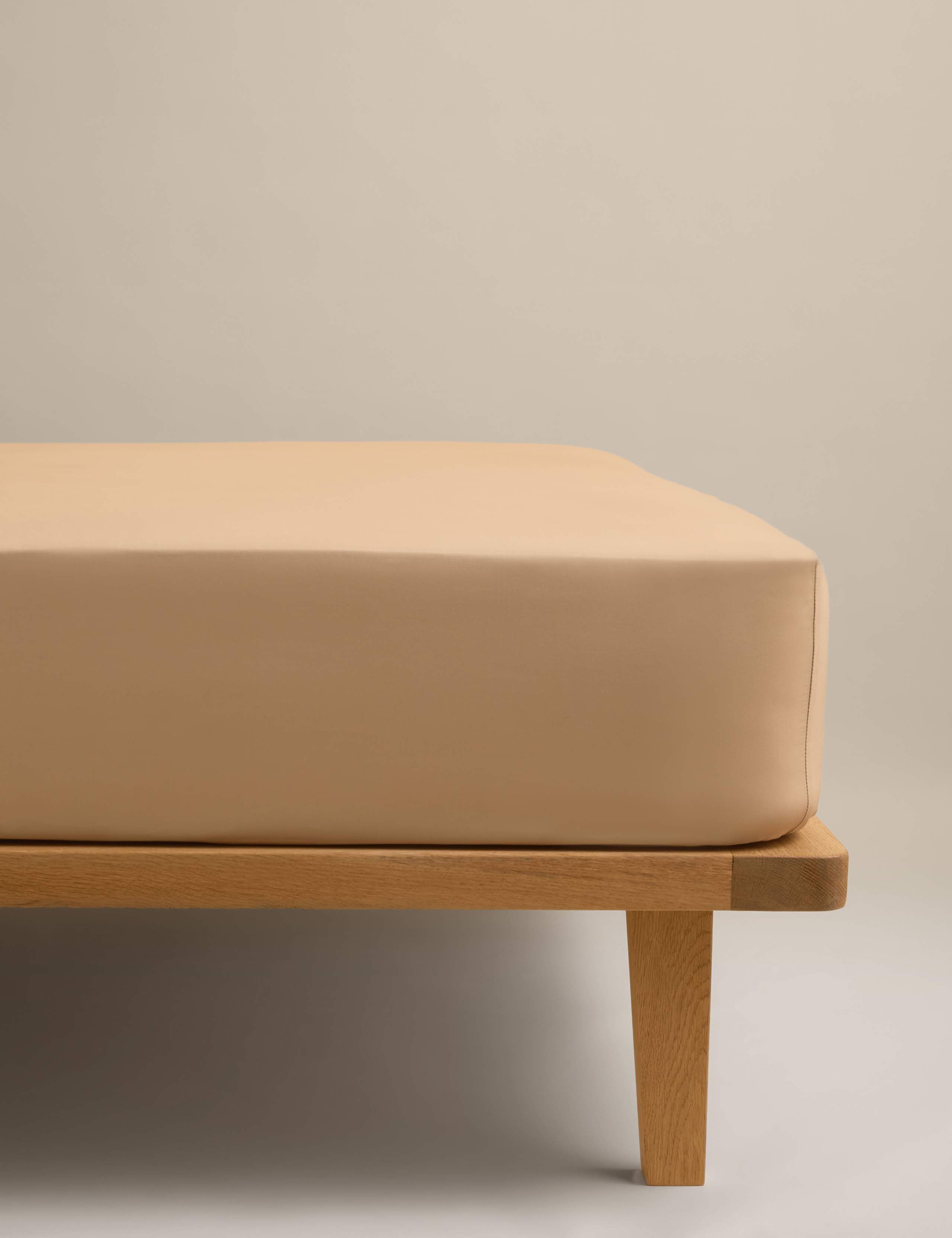 Egyptian Cotton 230 Thread Count Fitted Sheet 1 of 2