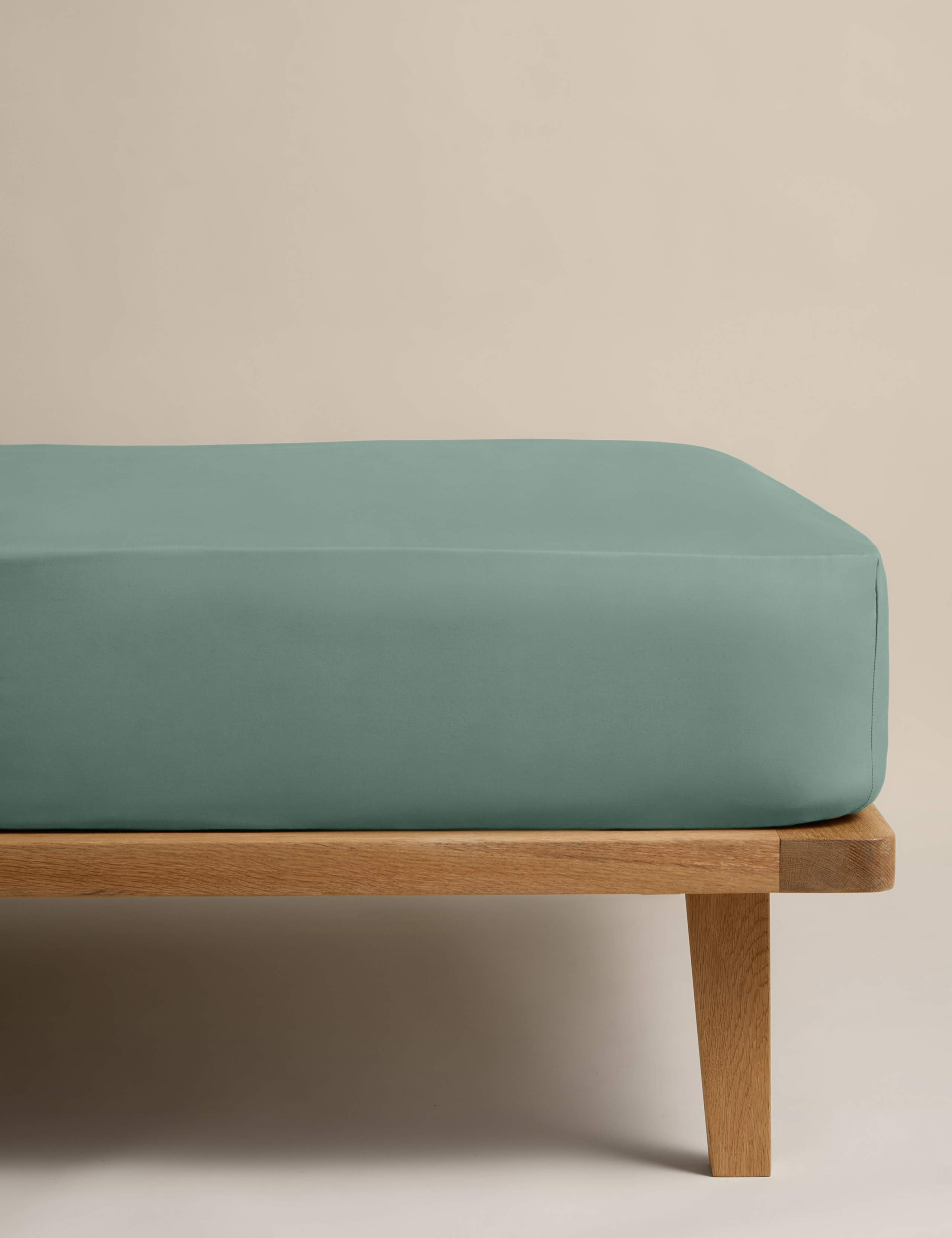 Egyptian Cotton 230 Thread Count Fitted Sheet 1 of 2