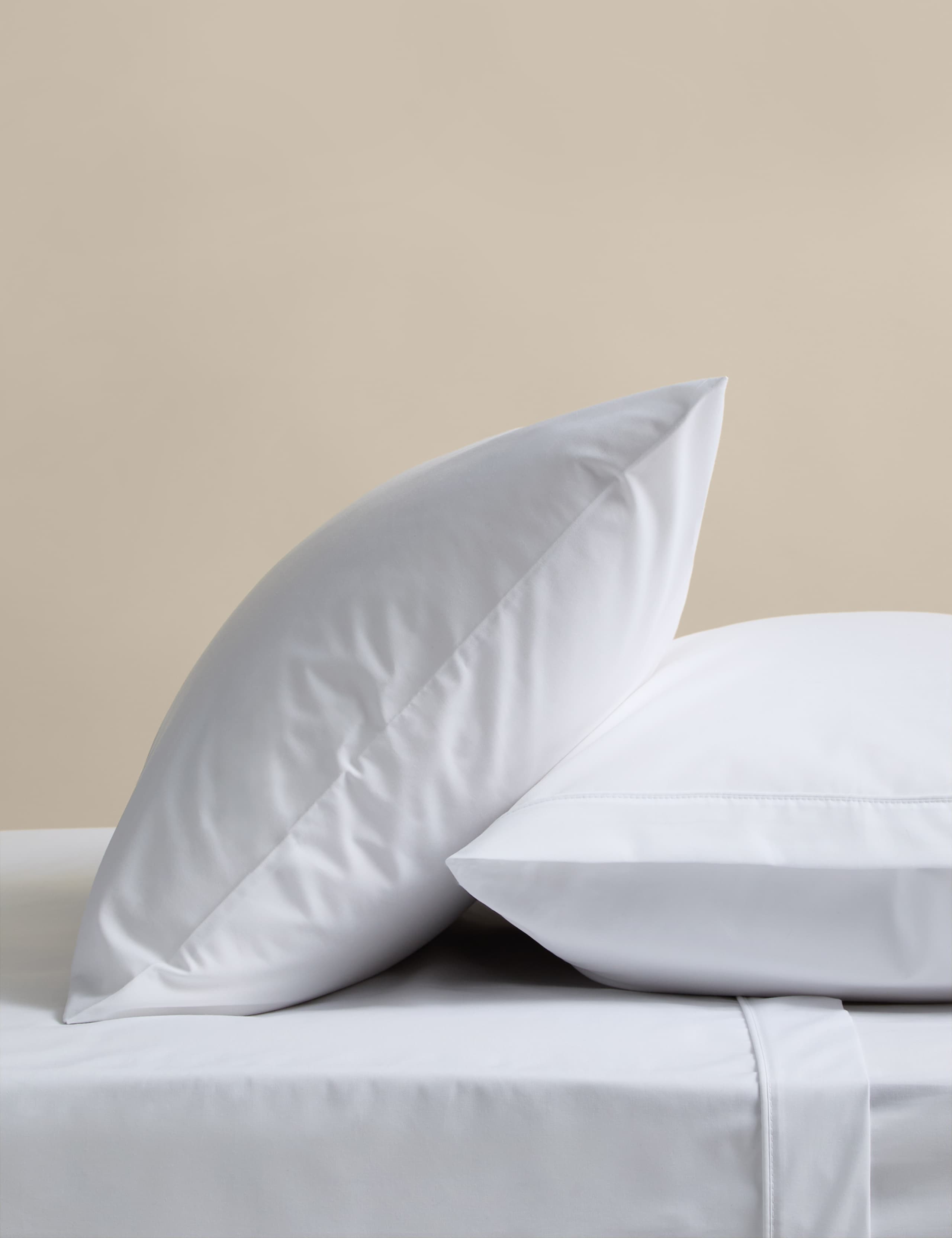 2 Pack Egyptian Cotton Pillowcases 1 of 3