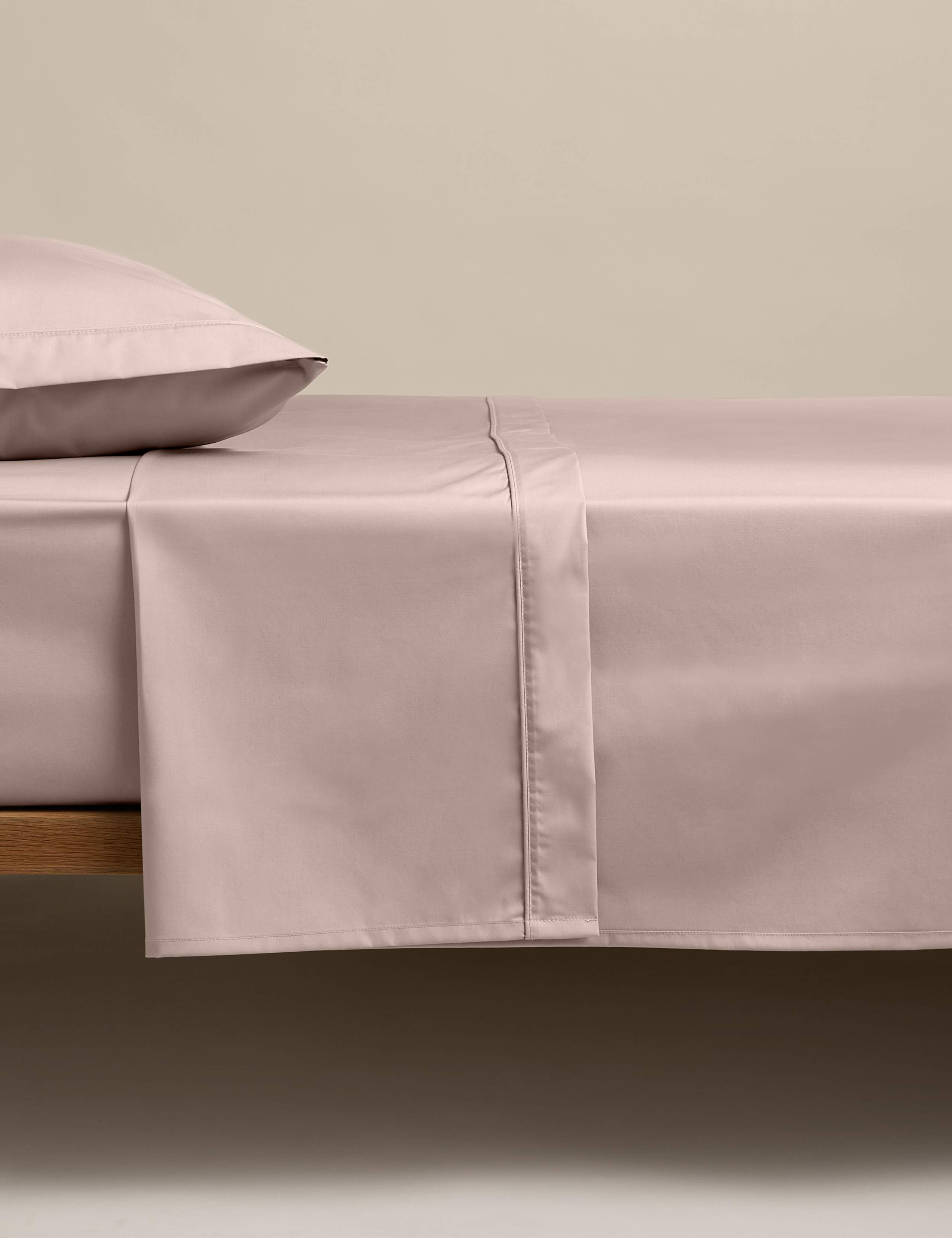 Egyptian Cotton 230 Thread Count Flat Sheet 1 of 3
