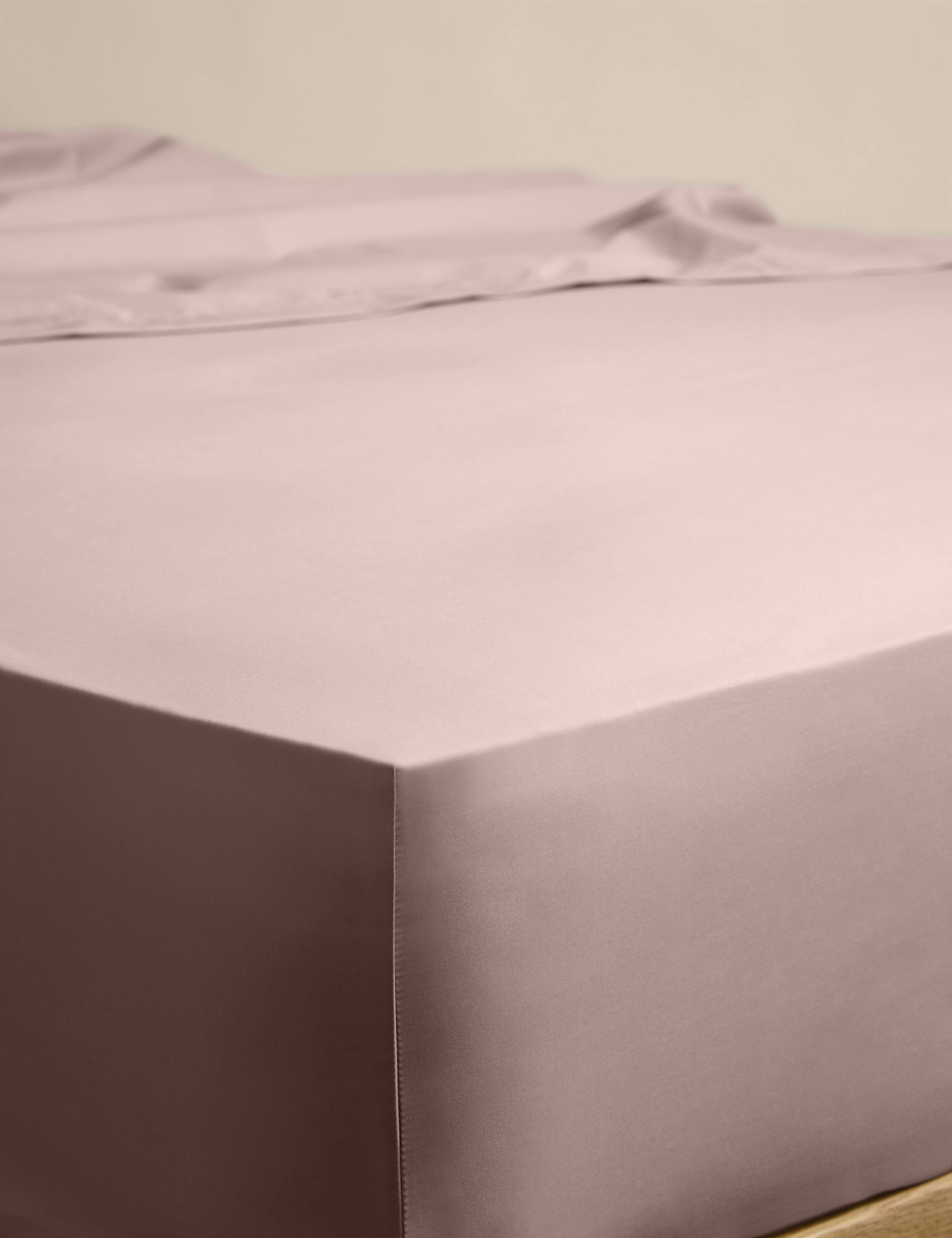 Egyptian Cotton Deep Fitted Sheet 1 of 2