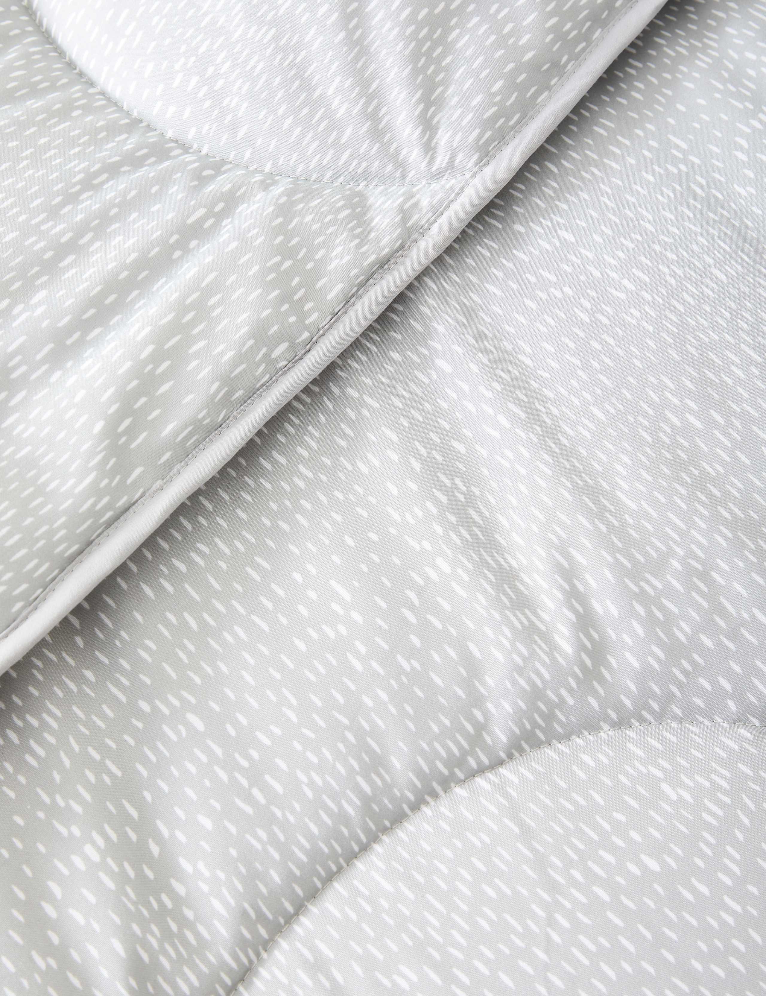 4.5 Tog Coverless Duvet & Pillowcase 4 of 4