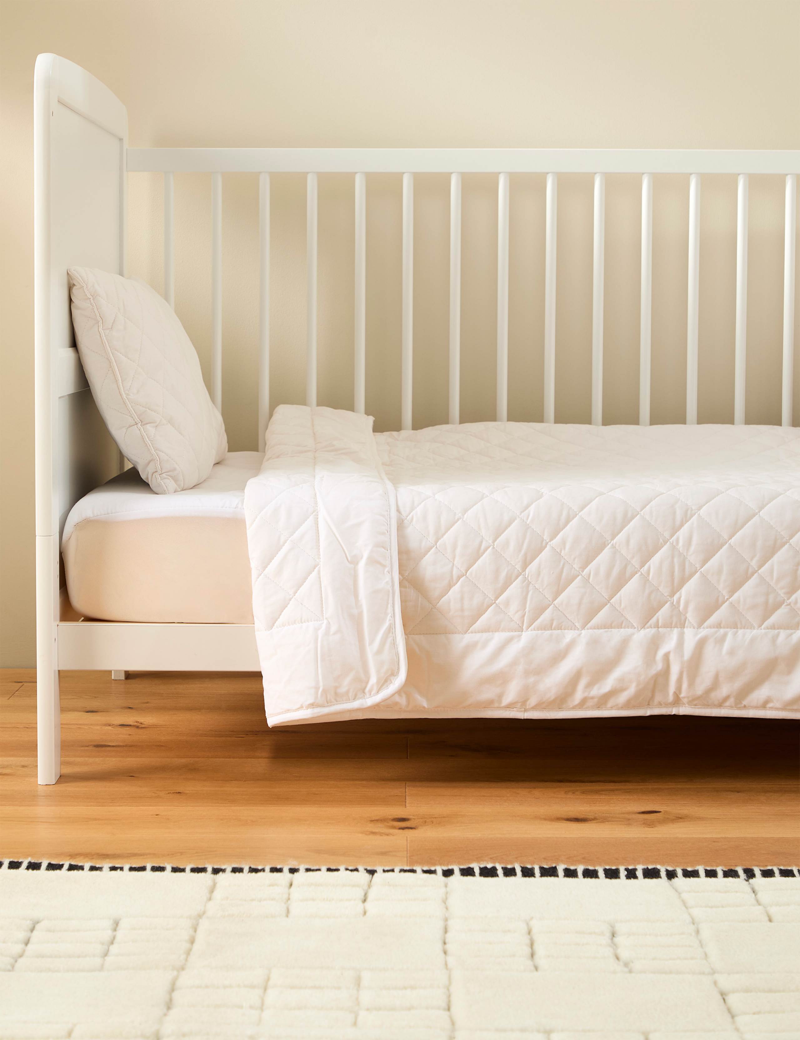 Pure Wool & Cotton 3 Tog Cot Bed Duvet 3 of 3