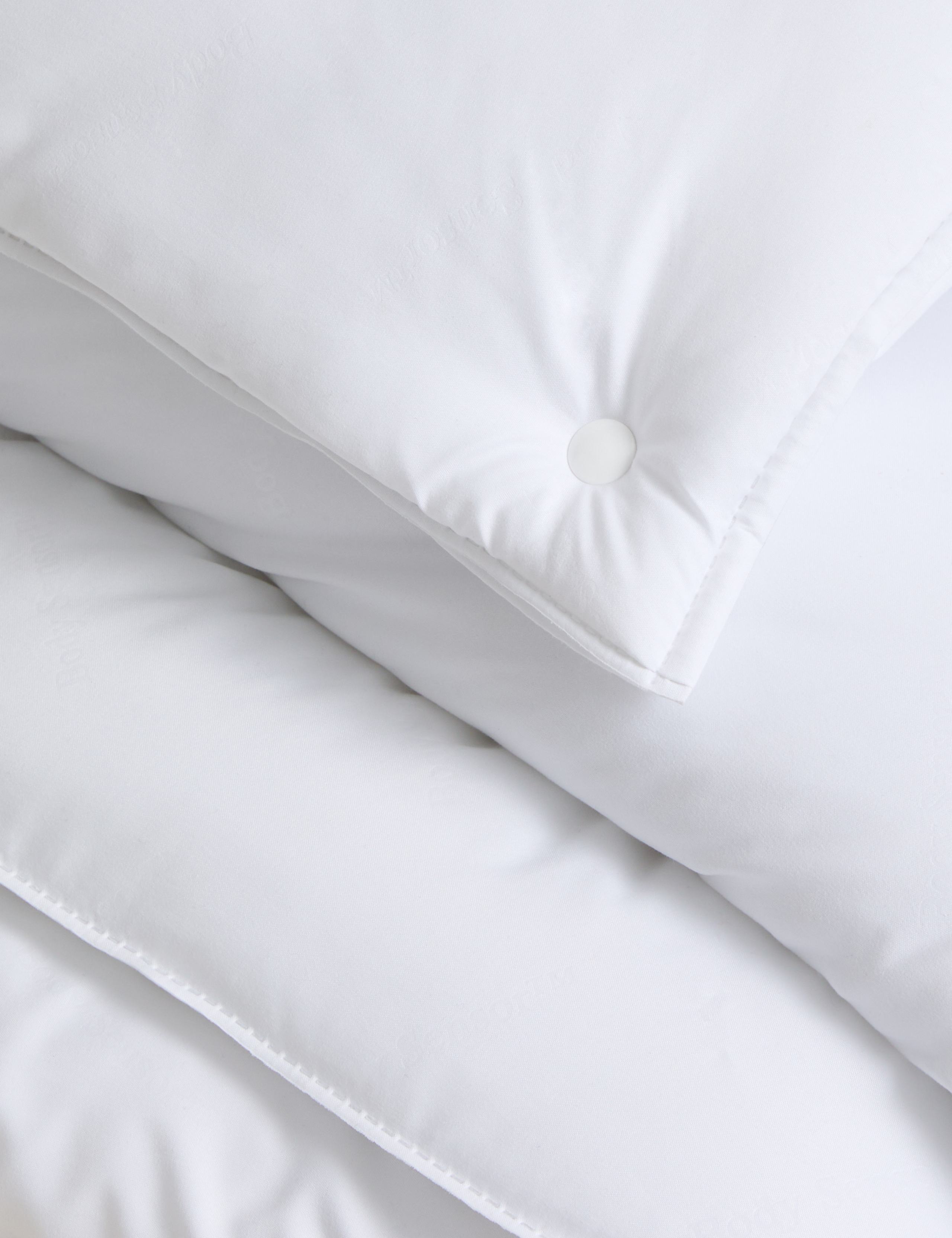 Body Temperature Control 13.5 Tog All Seasons 3-in-1 Duvet 4 of 5