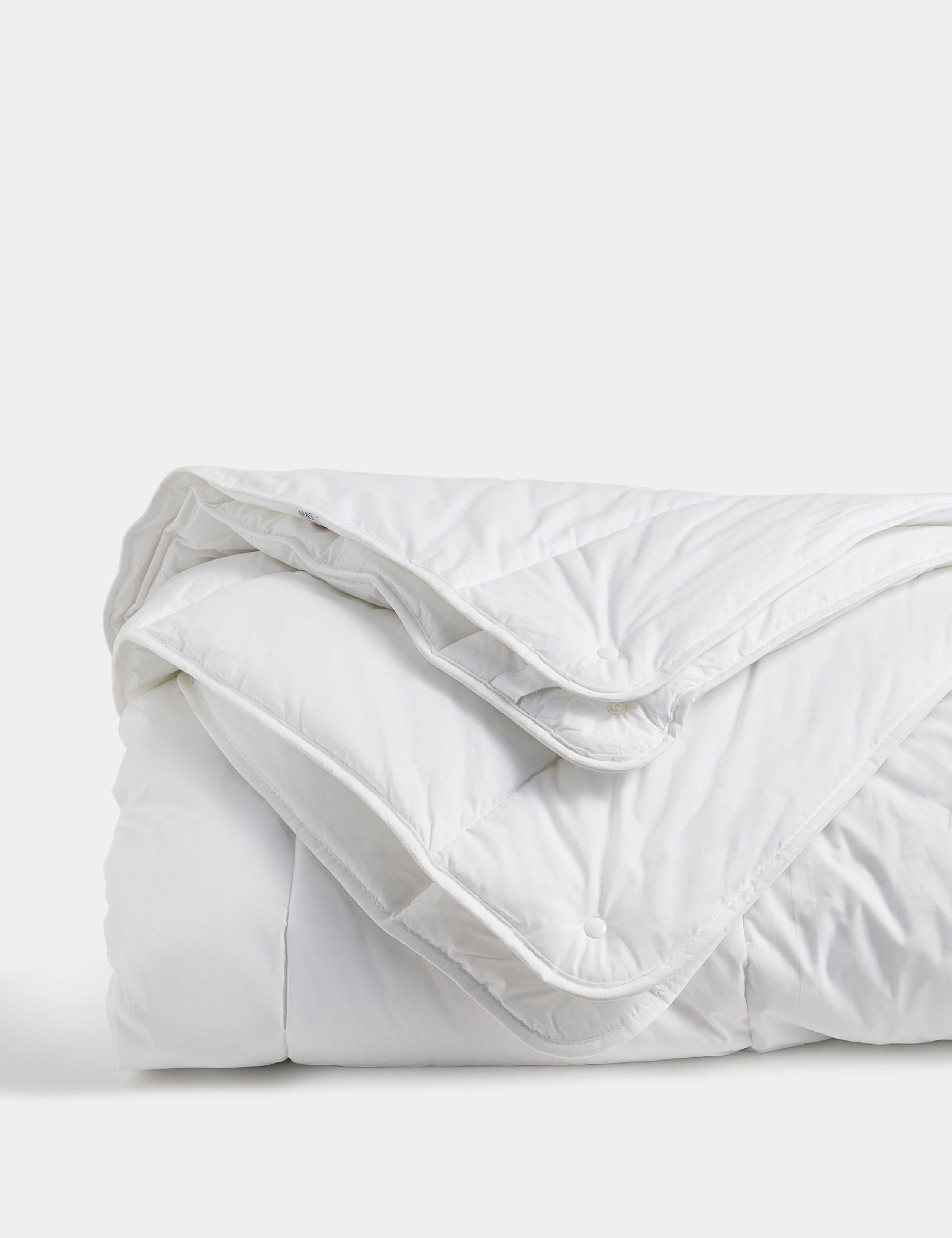 Ultimate Comfort 13.5 Tog All Seasons 3-in-1 Duvet 1 of 2