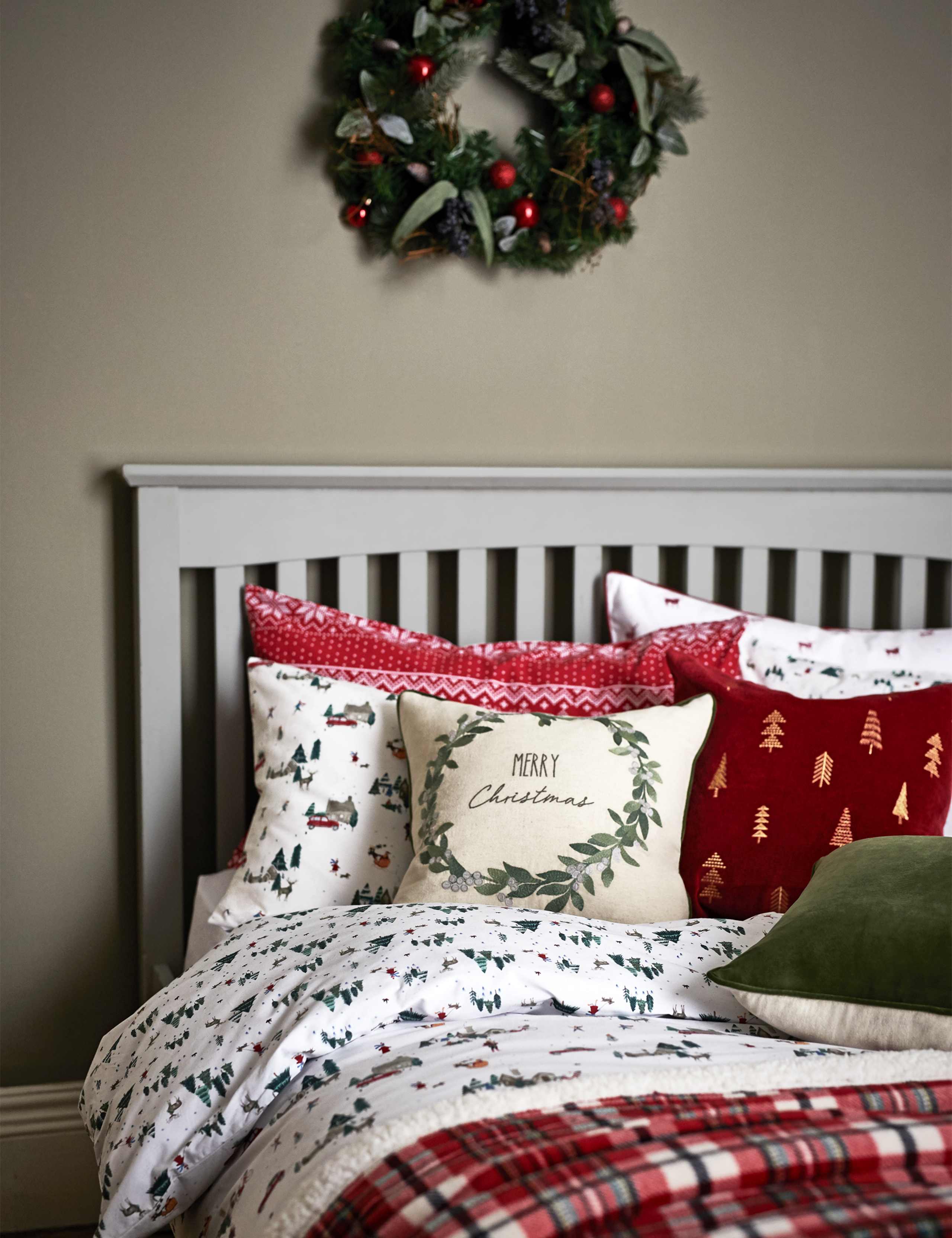 Christmas Eve Bedding Set 5 of 5