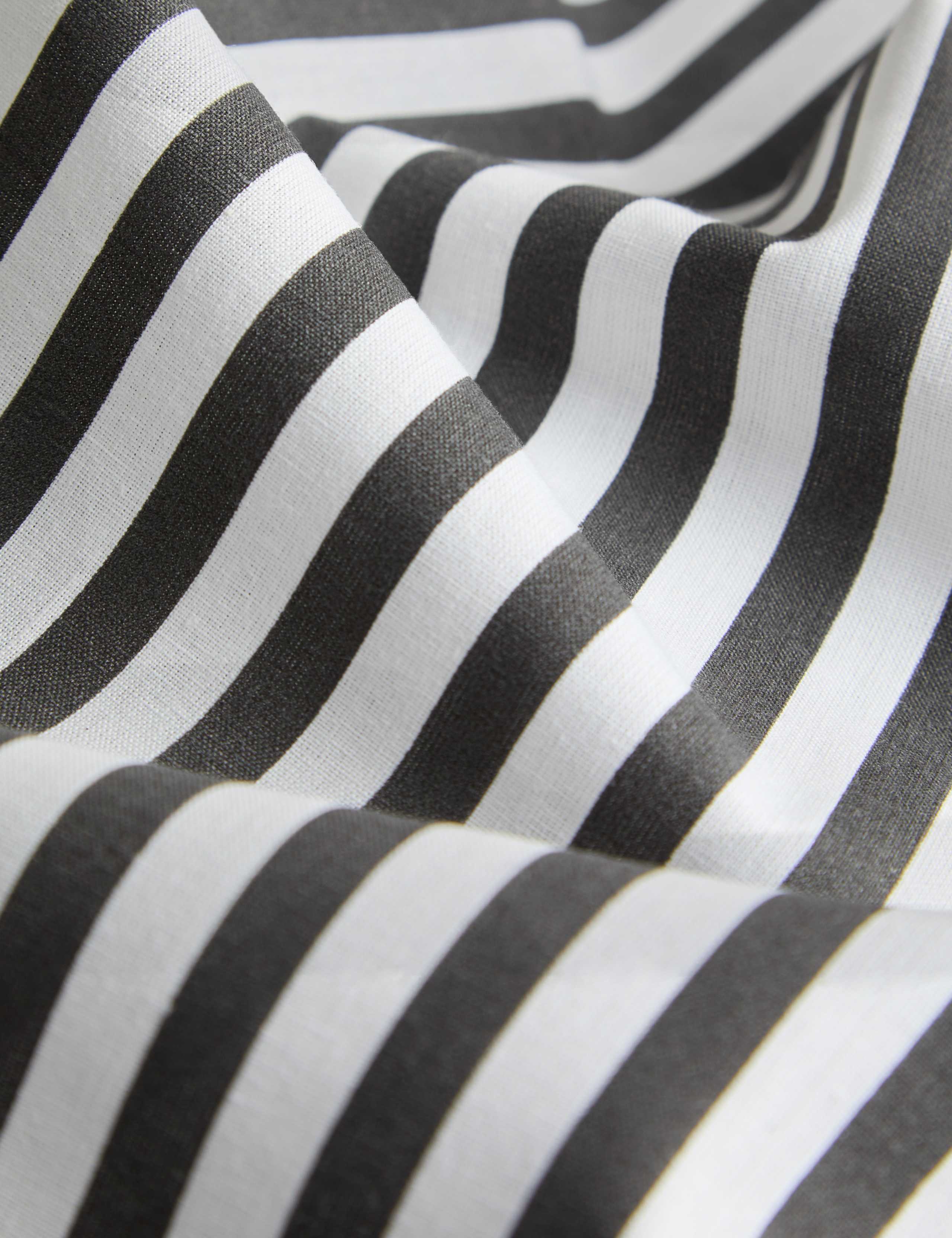 Cotton Blend Striped Bedding Set 4 of 5
