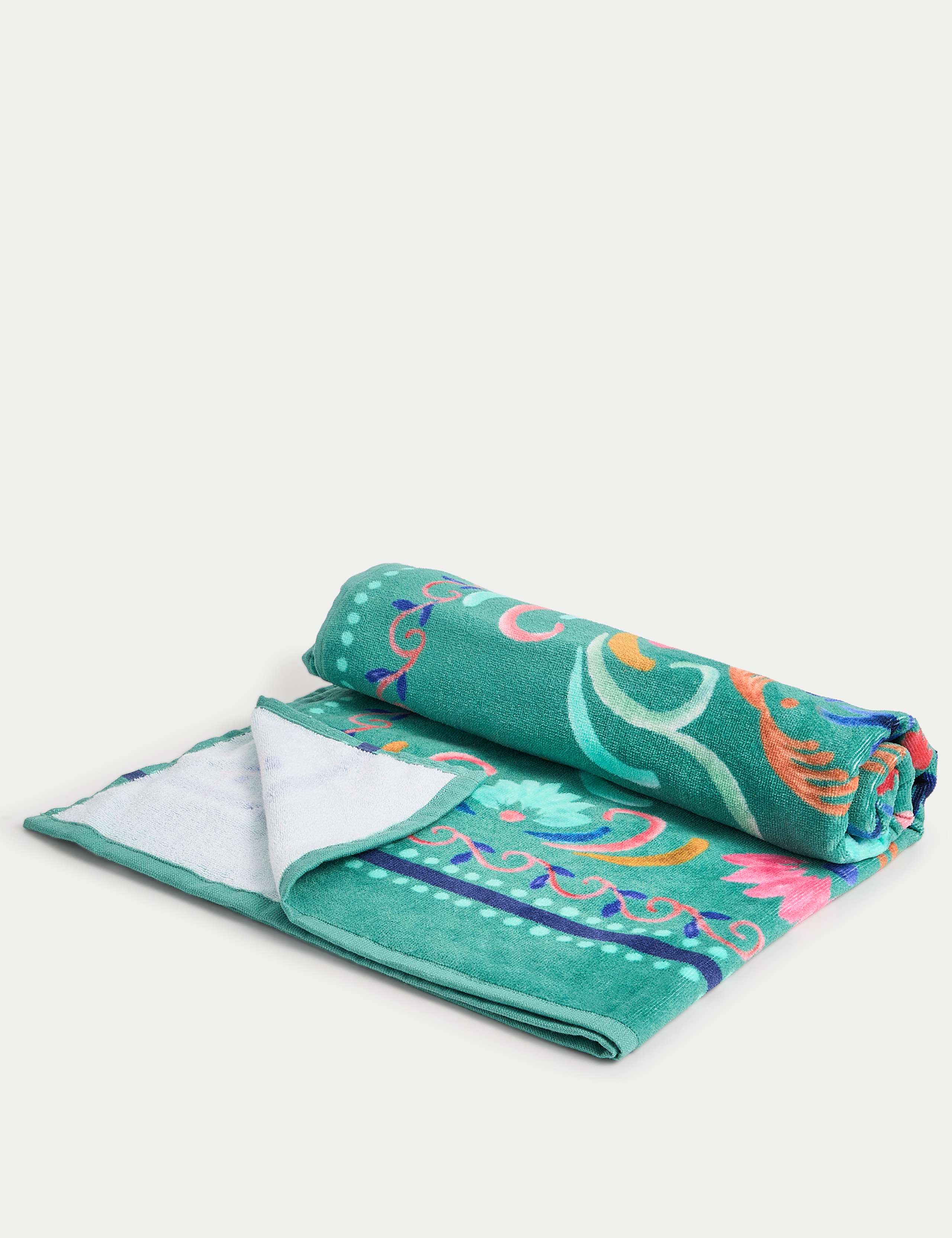 Pure Cotton Parrot Print Beach Towel 2 of 3