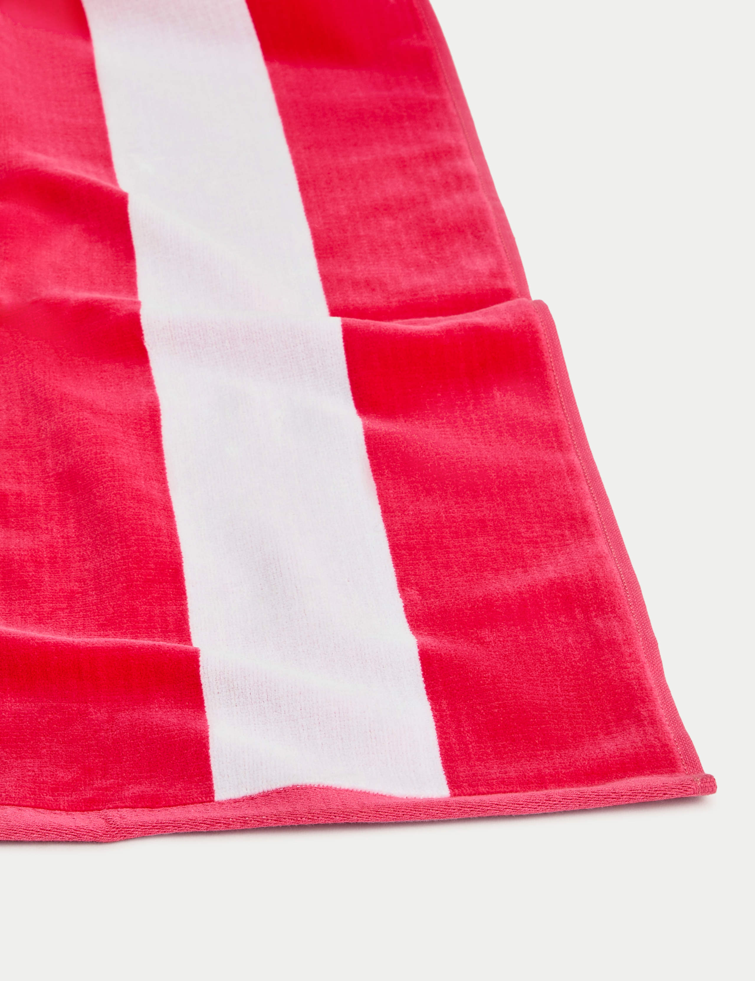 Pure Cotton Extra Large Striped Beach Towel 3 of 3