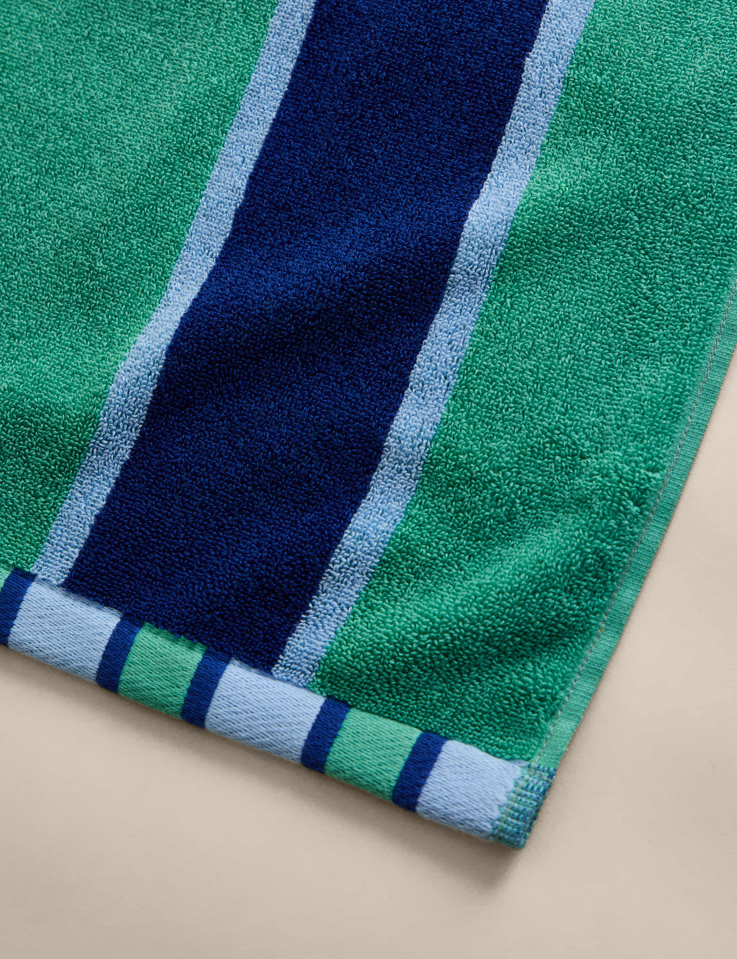 Pure Cotton Reversible Striped Towel 2 of 8