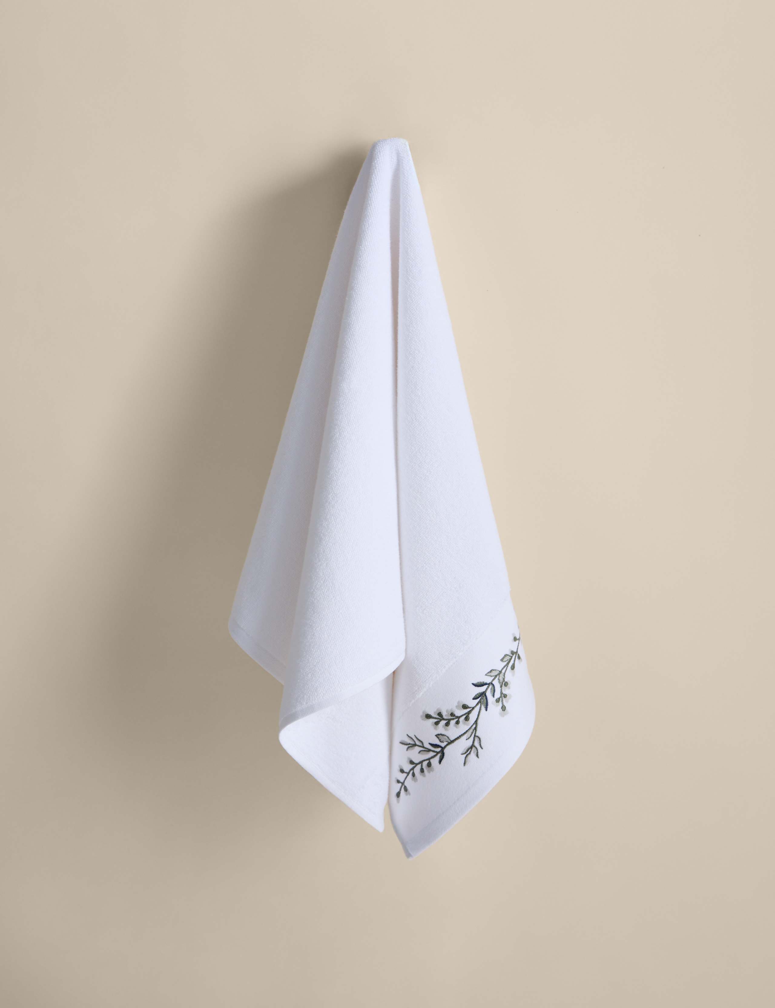 Pure Cotton Embroidered Floral Bath Towel 4 of 5