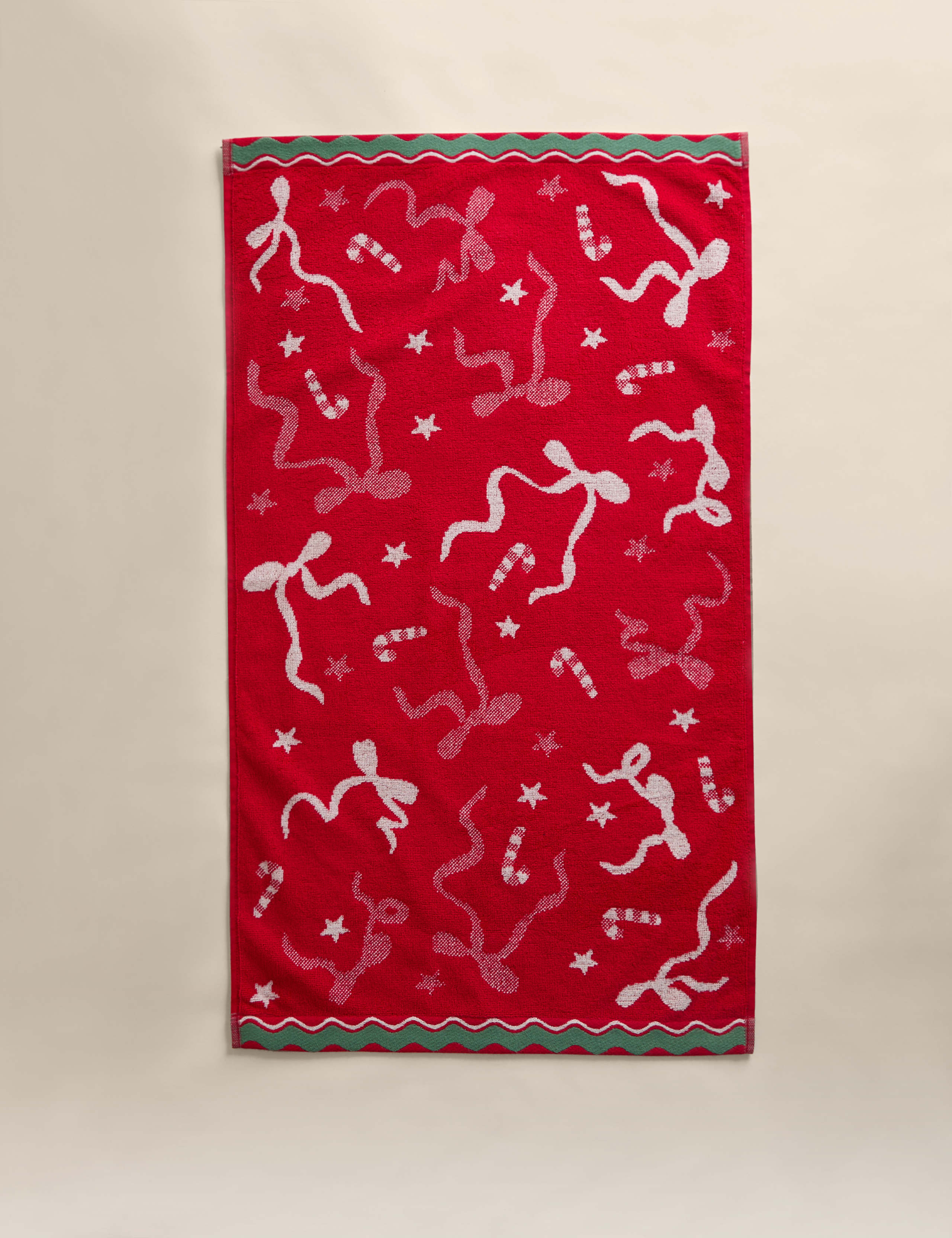 2pk Christmas Bow Hand Towels 5 of 7