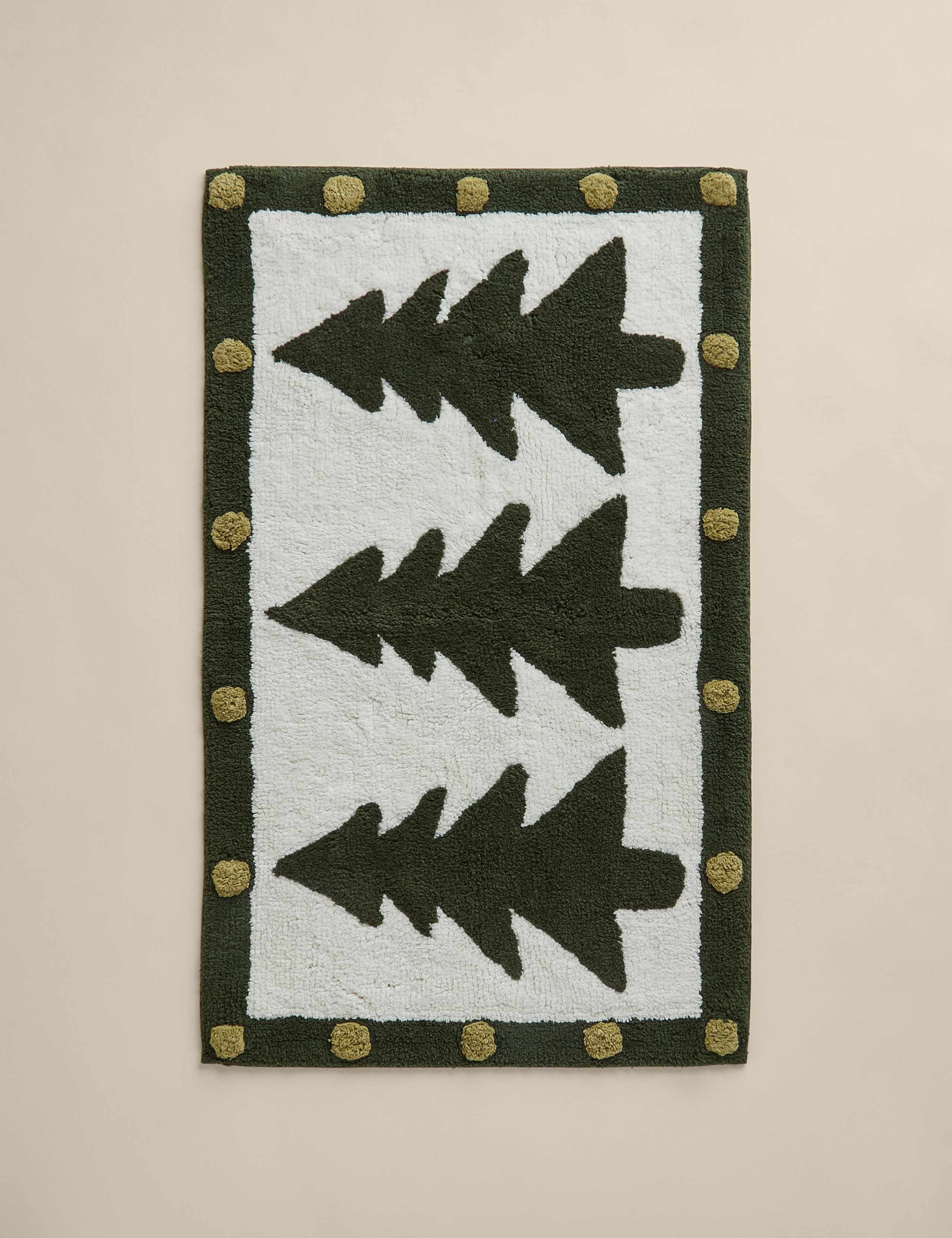 Pure Cotton Christmas Tree Bath Mat 2 of 3