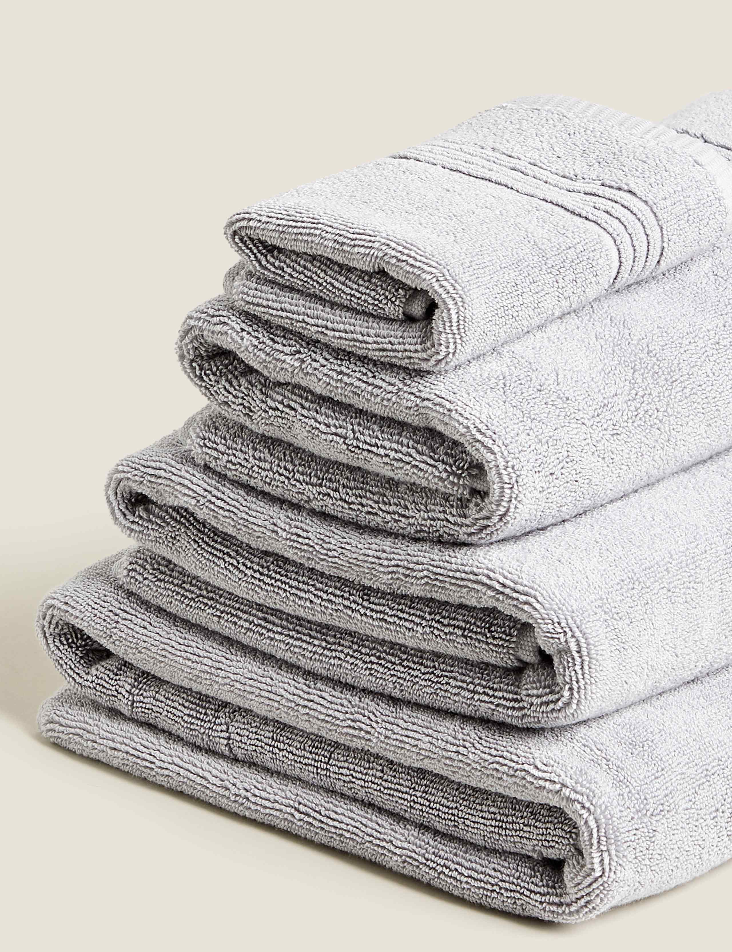 Plush Egyptian Cotton Towel 3 of 6