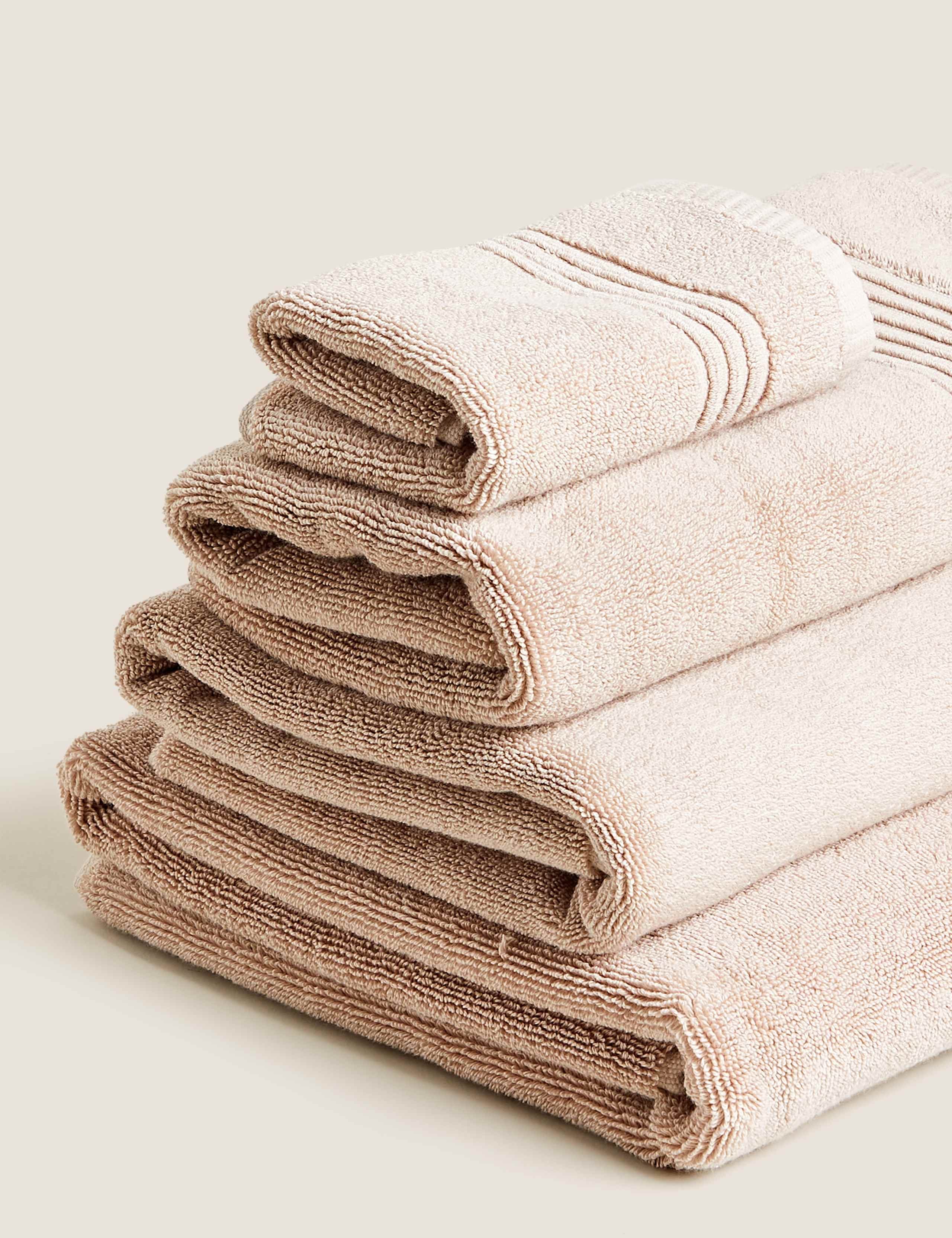 Plush Egyptian Cotton Towel 3 of 6
