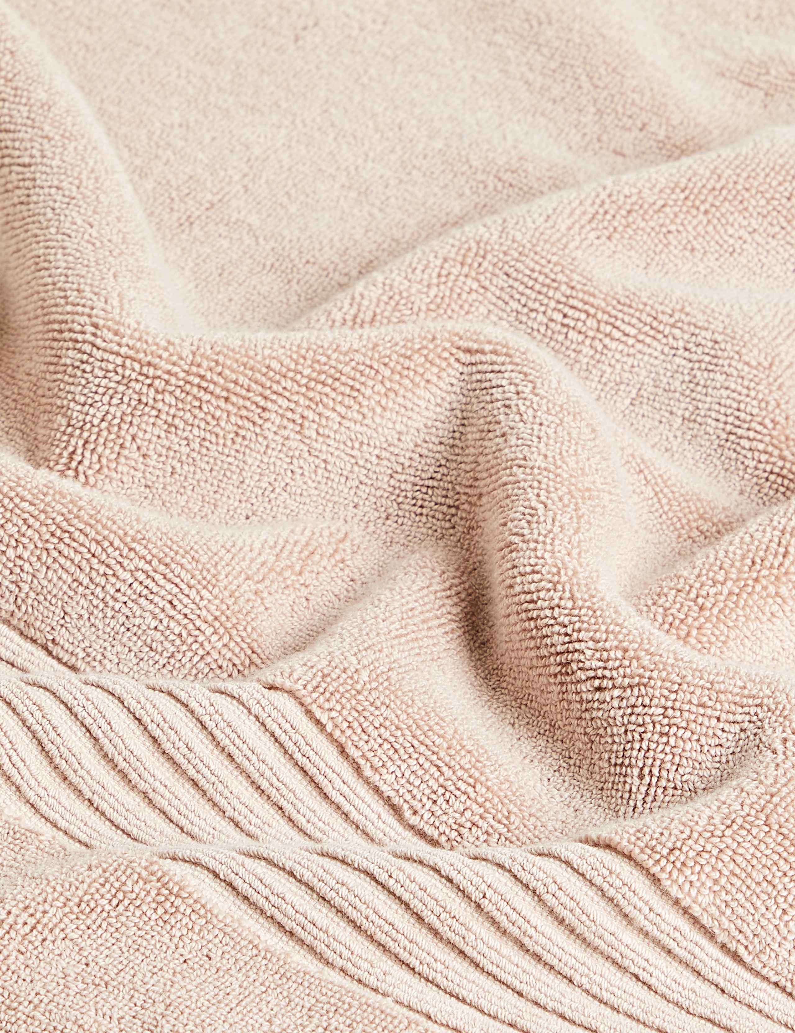 Plush Egyptian Cotton Towel 5 of 6