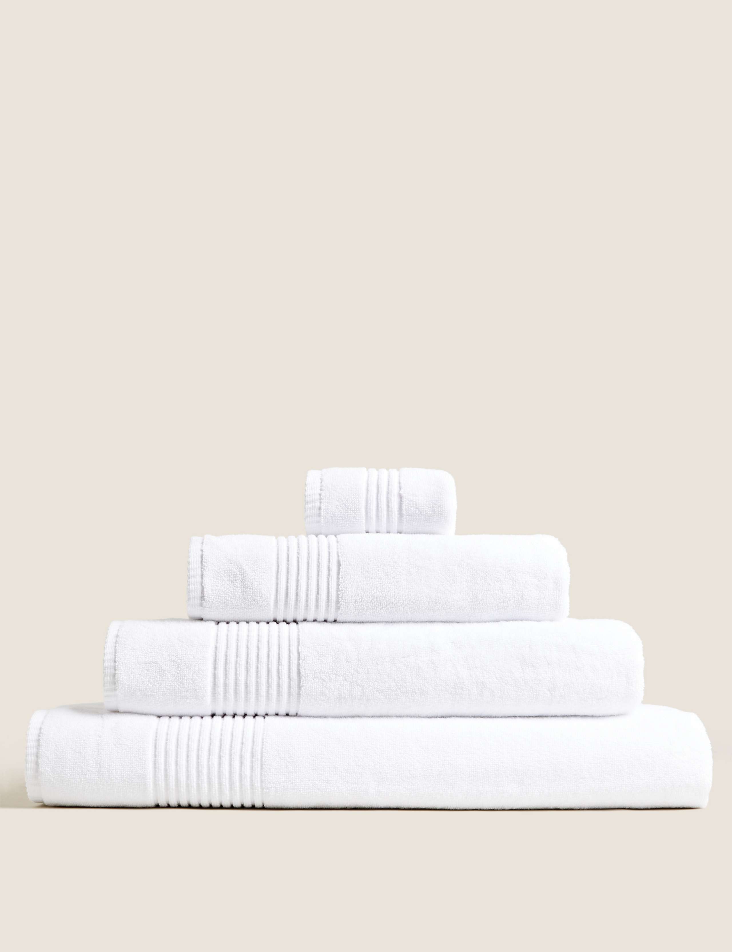 Plush Egyptian Cotton Towel 2 of 6