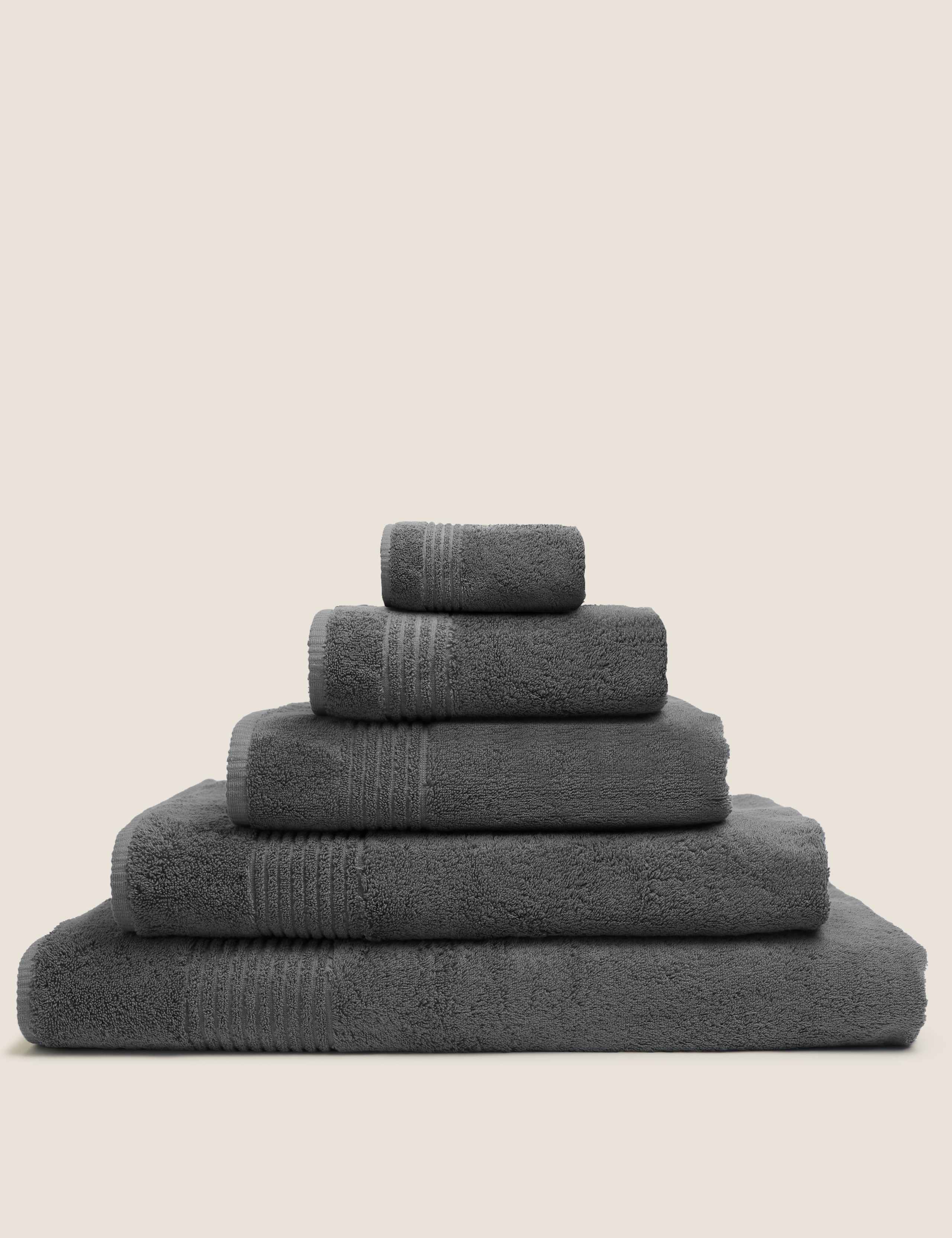 Set of 2 Egyptian Cotton Towels 1 of 3