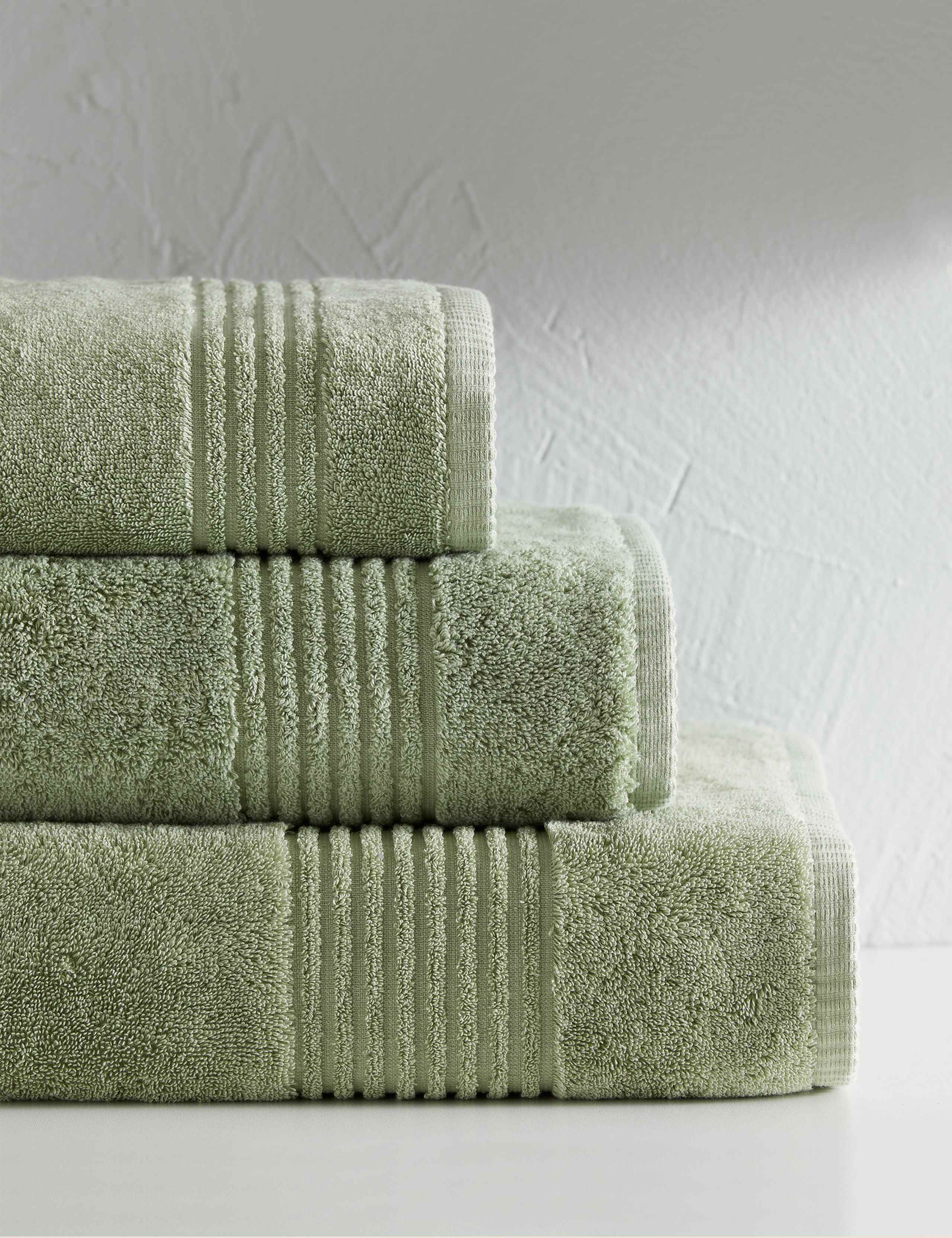 Luxury Egyptian Cotton Towel 3 of 7
