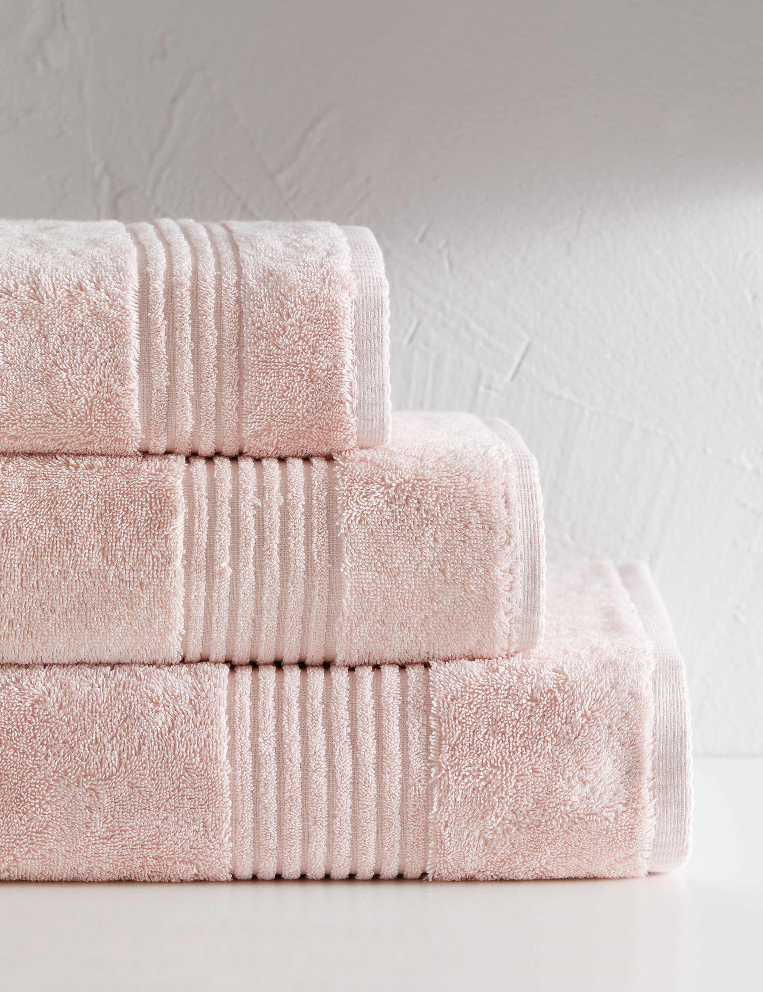 Luxury Egyptian Cotton Towel 3 of 7