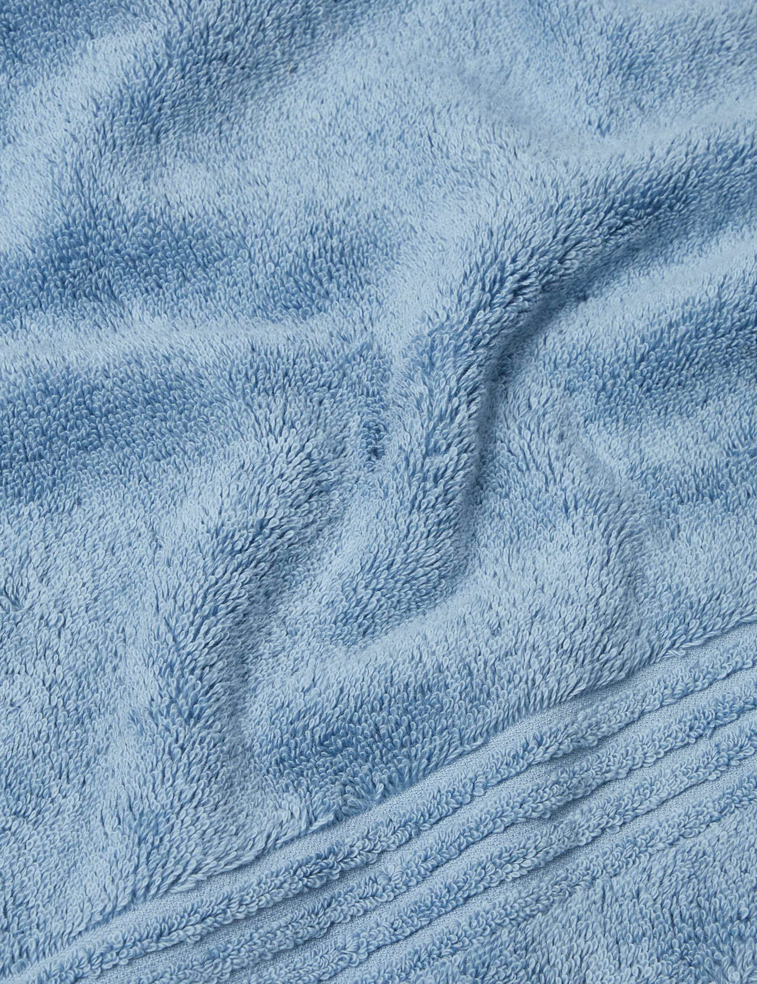 Luxury Egyptian Cotton Towel 5 of 7