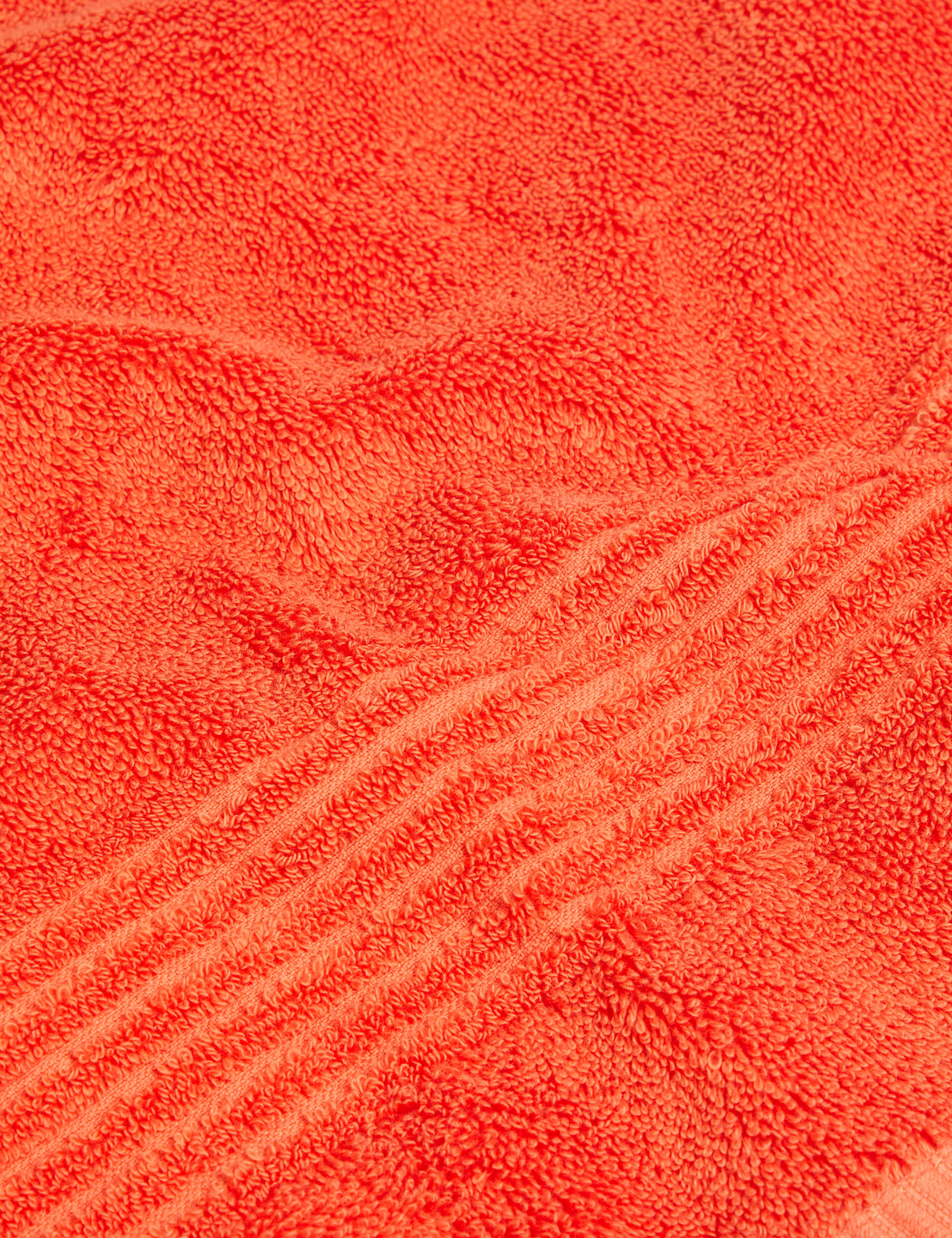 Luxury Egyptian Cotton Towel 4 of 7