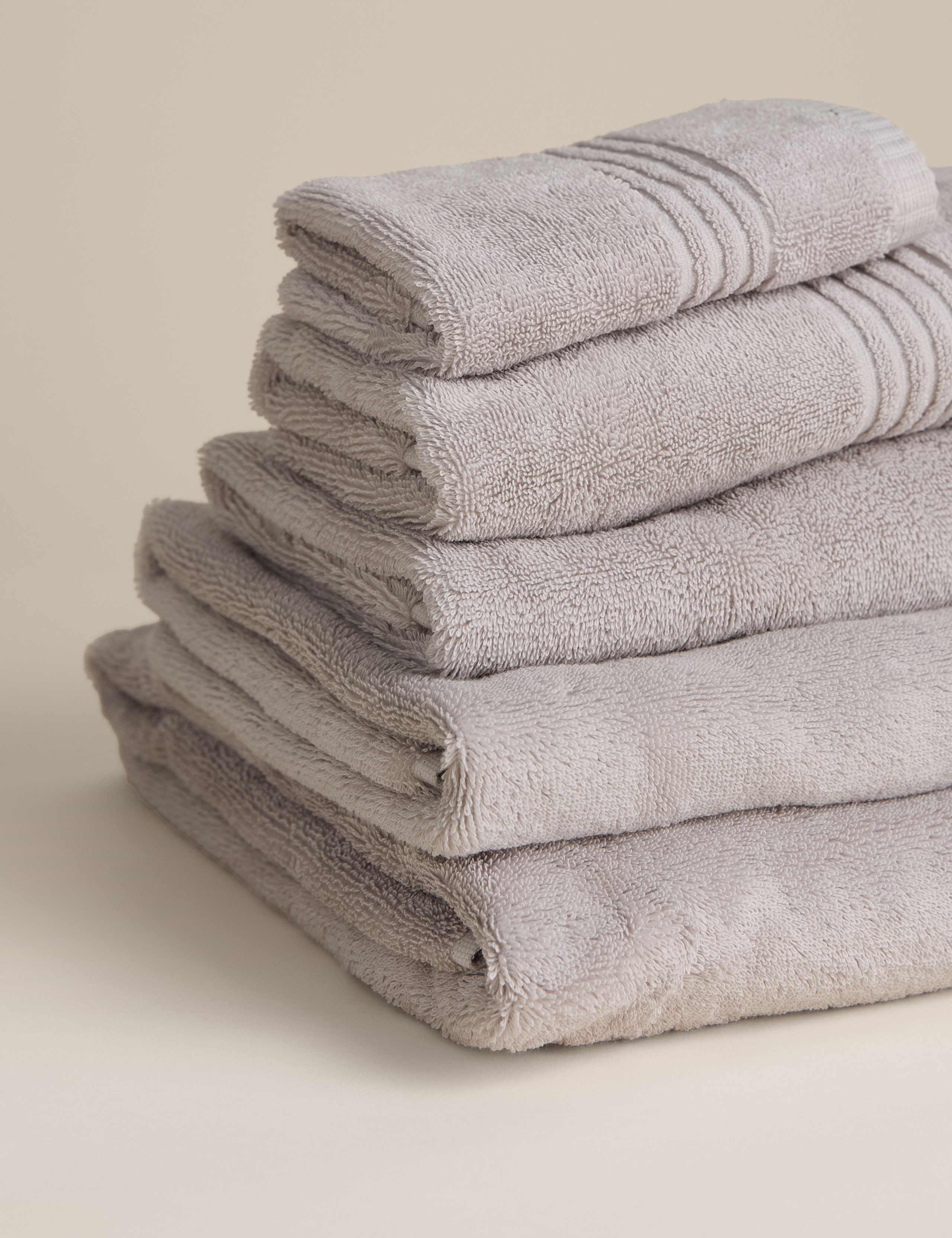 Luxury Egyptian Cotton Towel 2 of 4