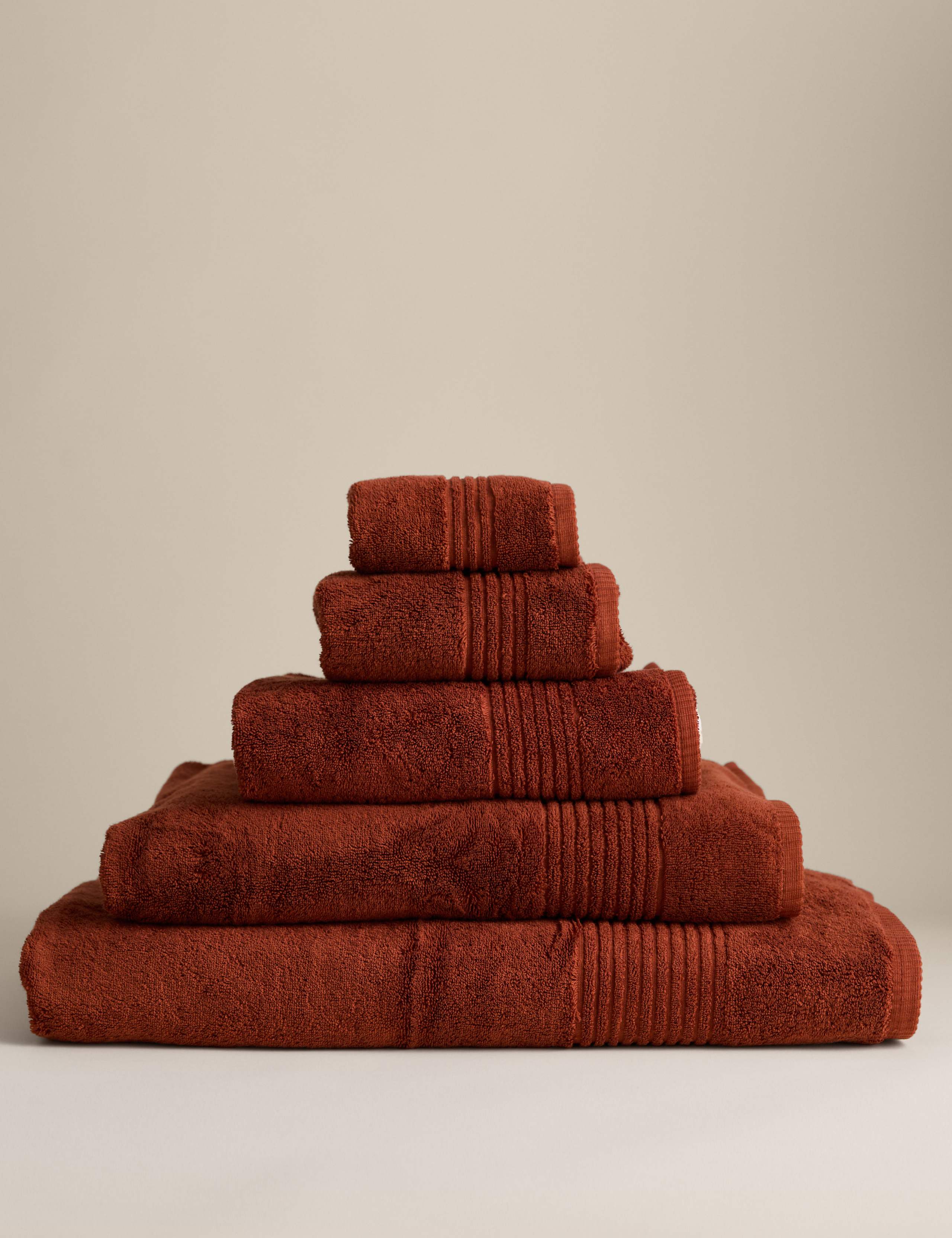 Luxury Egyptian Cotton Towel 1 of 4