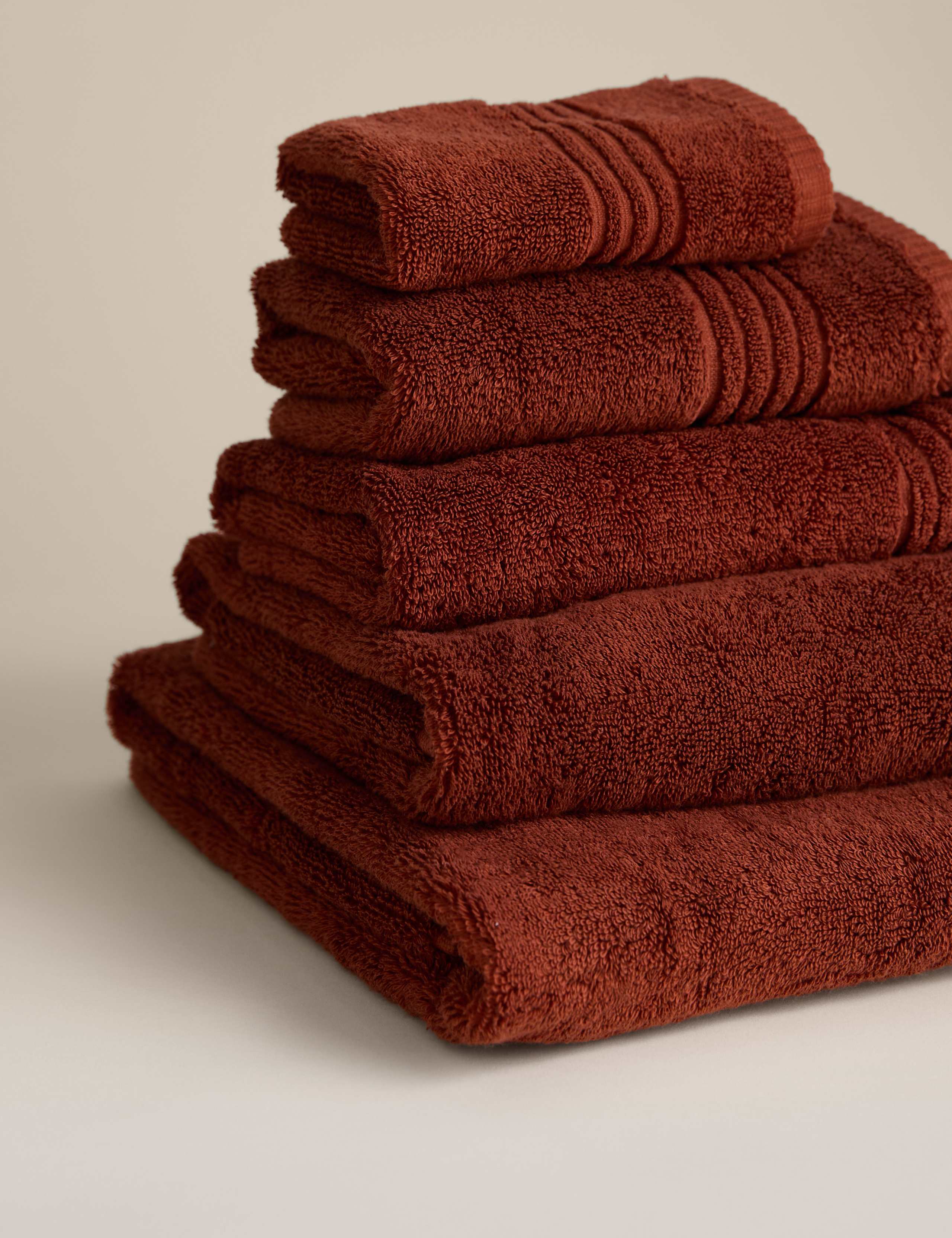 Luxury Egyptian Cotton Towel 2 of 4