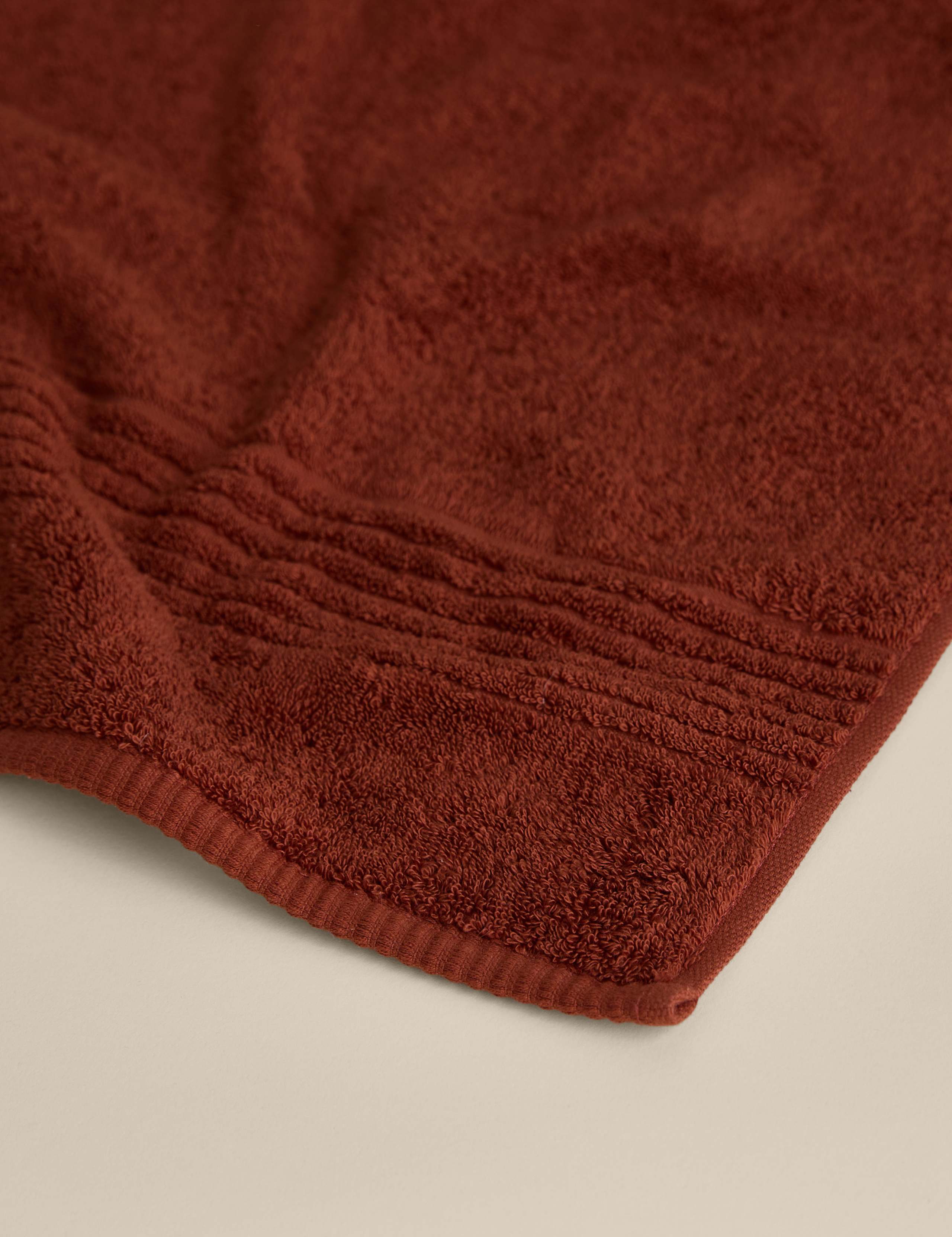 Luxury Egyptian Cotton Towel 4 of 4