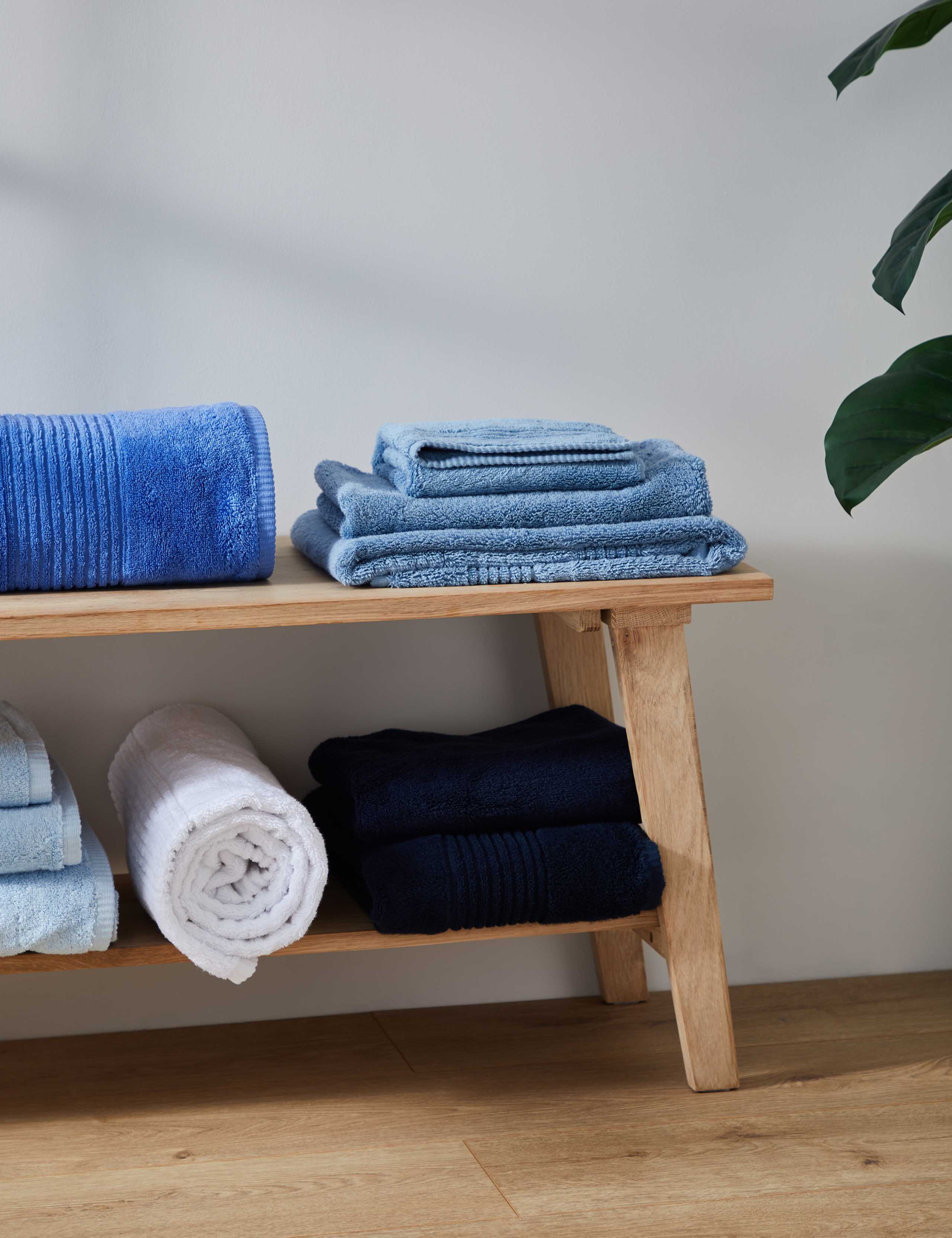 Luxury Egyptian Cotton Towel 5 of 7