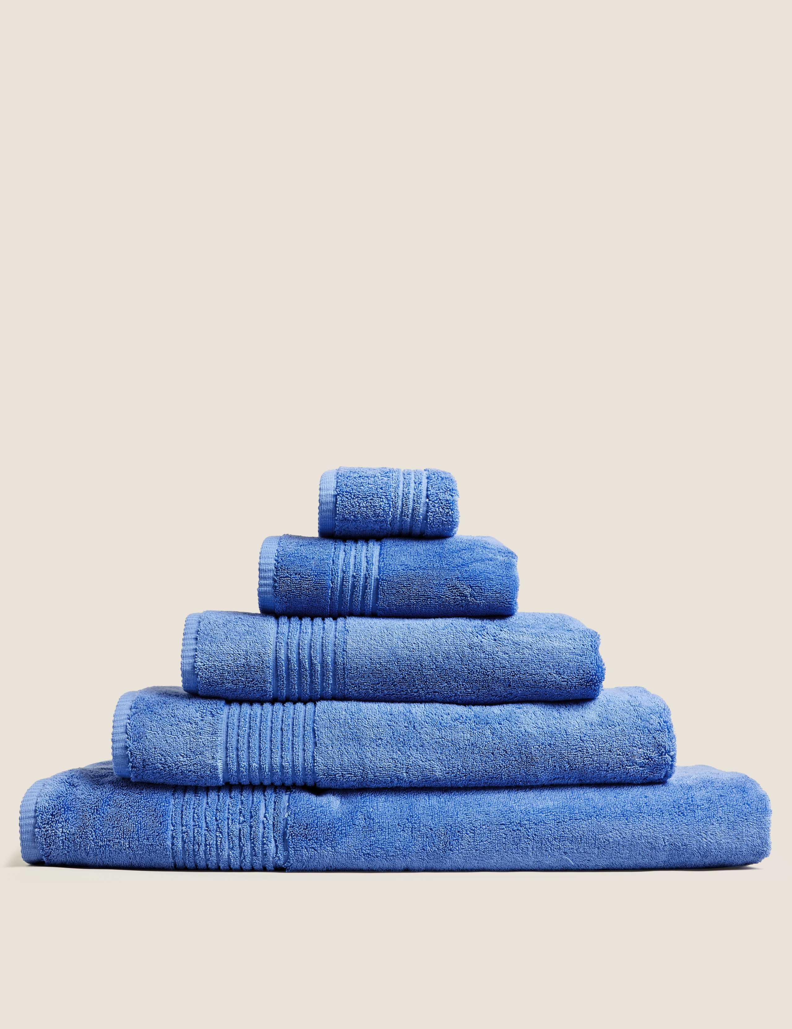 Luxury Egyptian Cotton Towel 2 of 7
