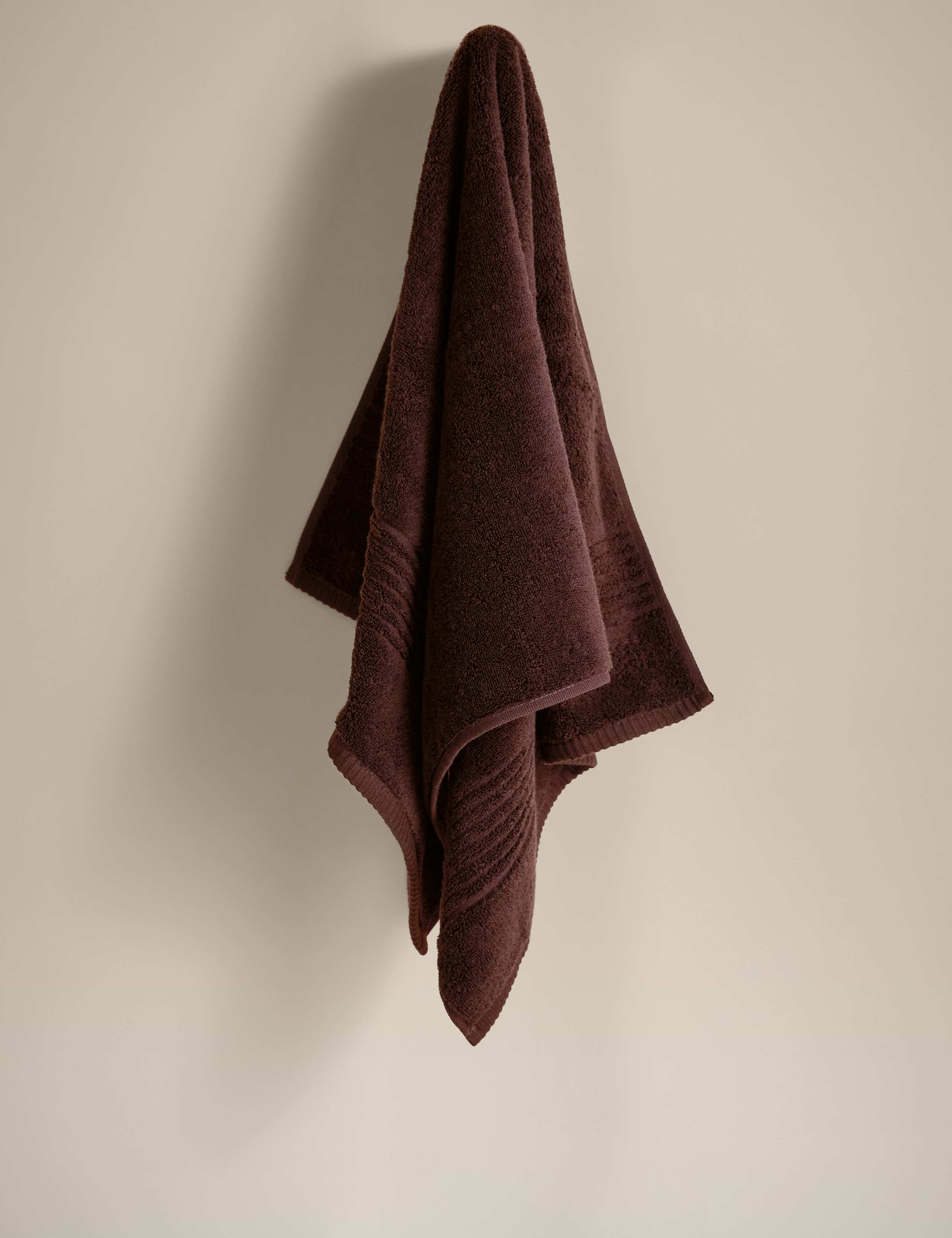 Luxury Egyptian Cotton Towel 3 of 4