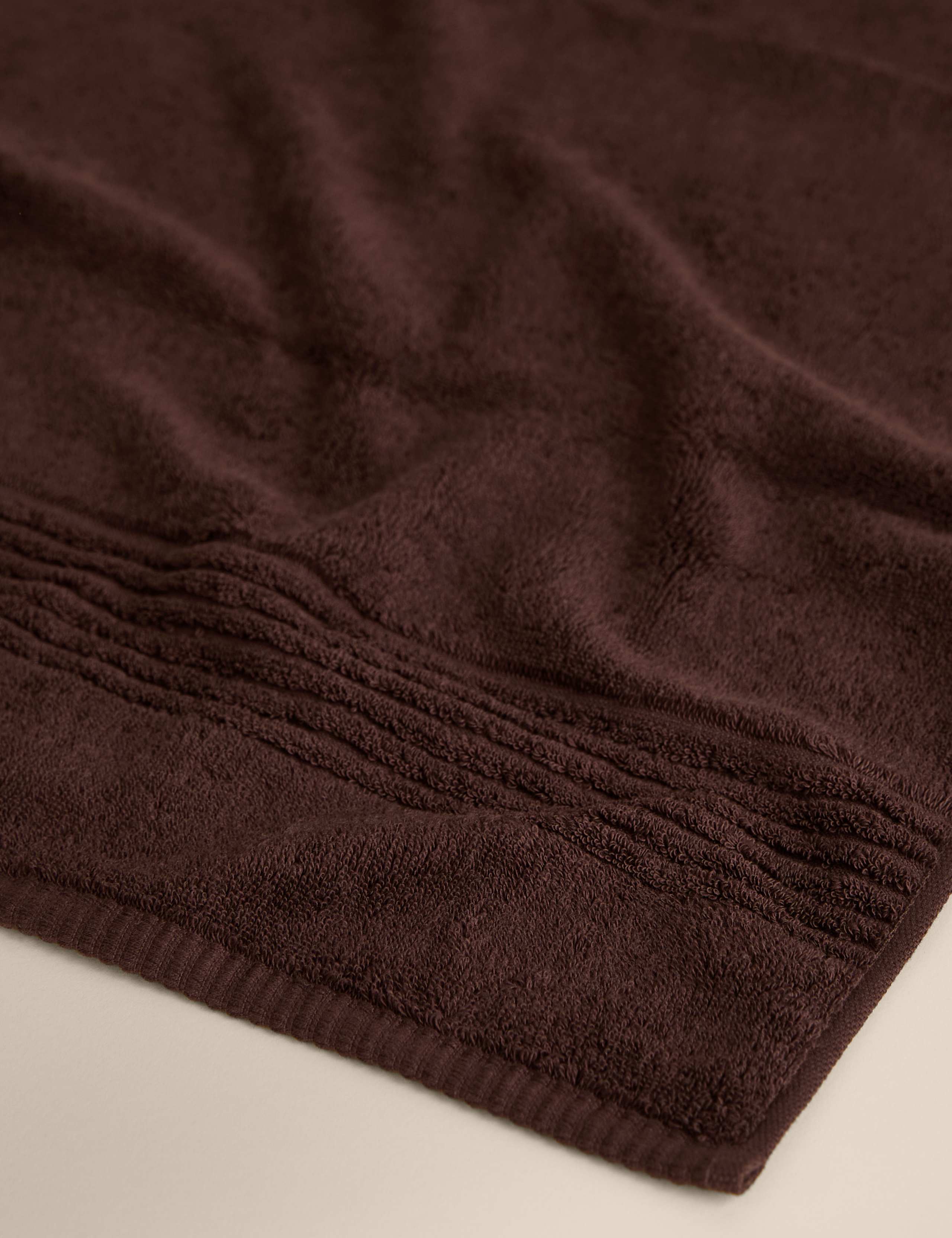 Luxury Egyptian Cotton Towel 4 of 4