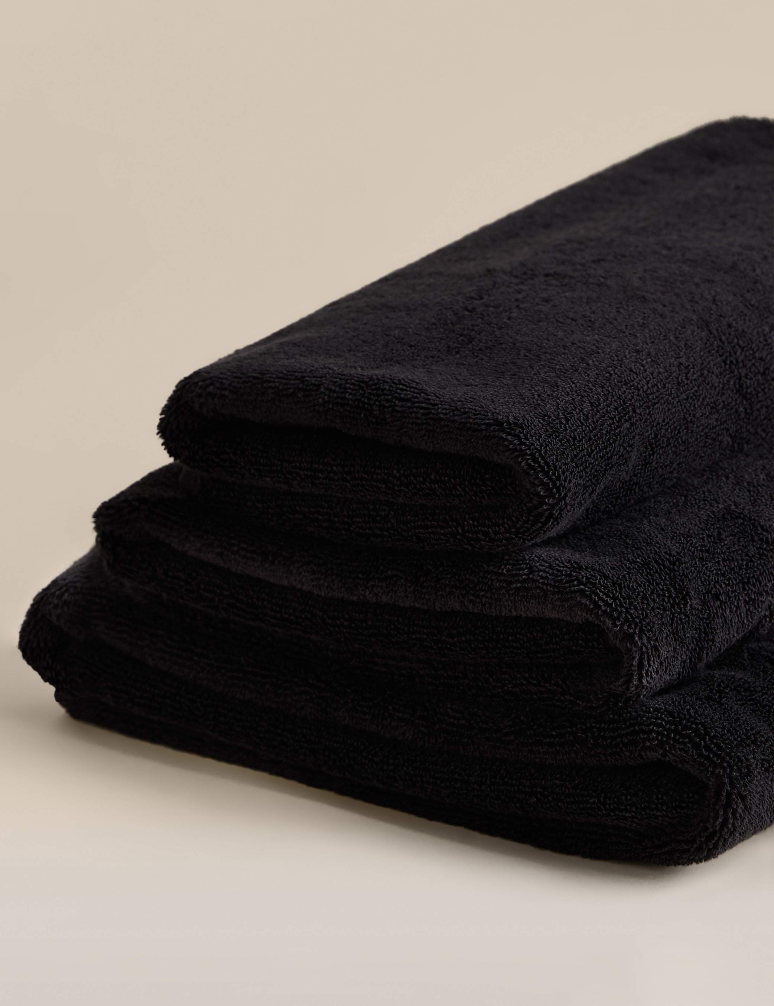 Egyptian Cotton Blanket Stitch Towel 2 of 4