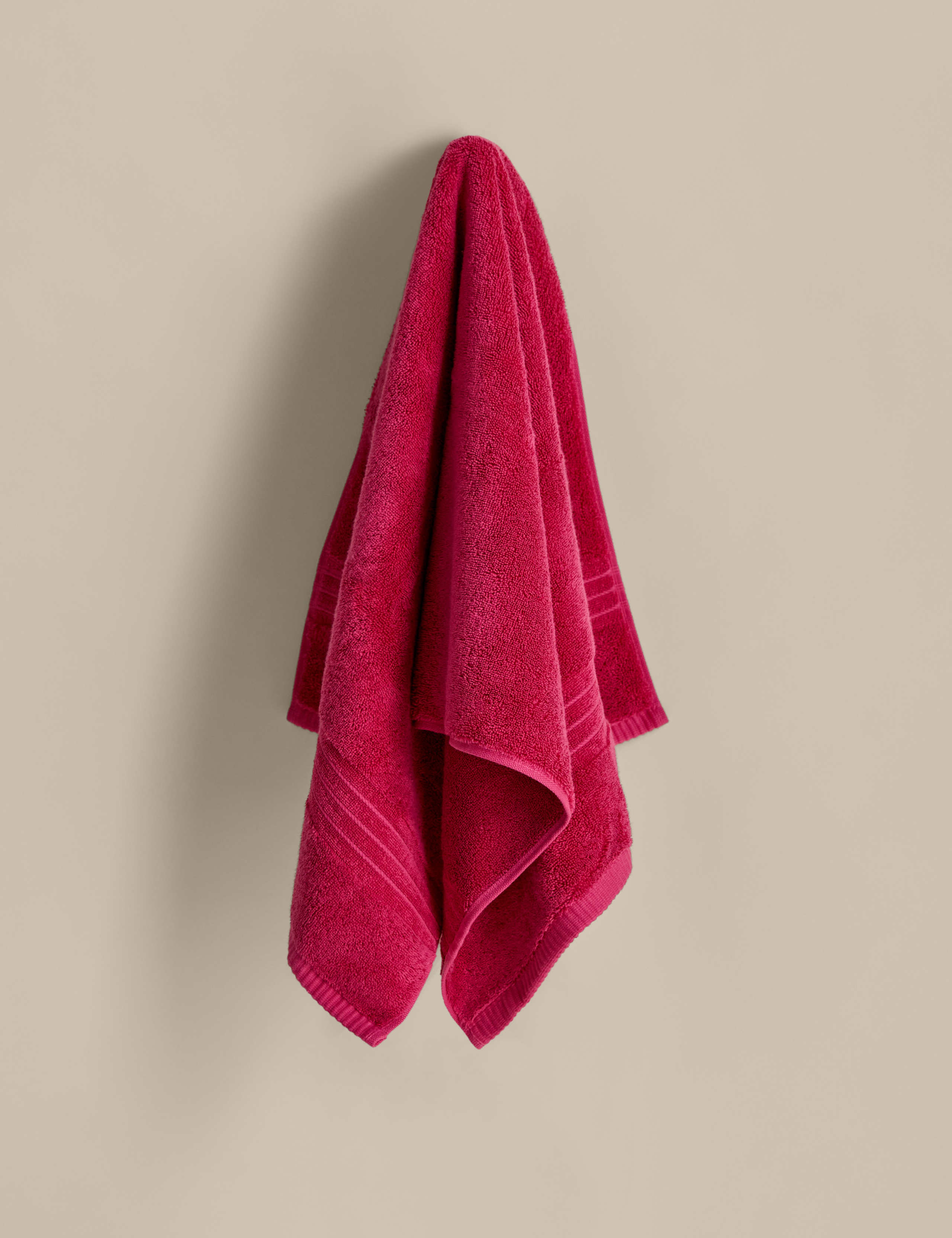 Egyptian Cotton Towel 3 of 4