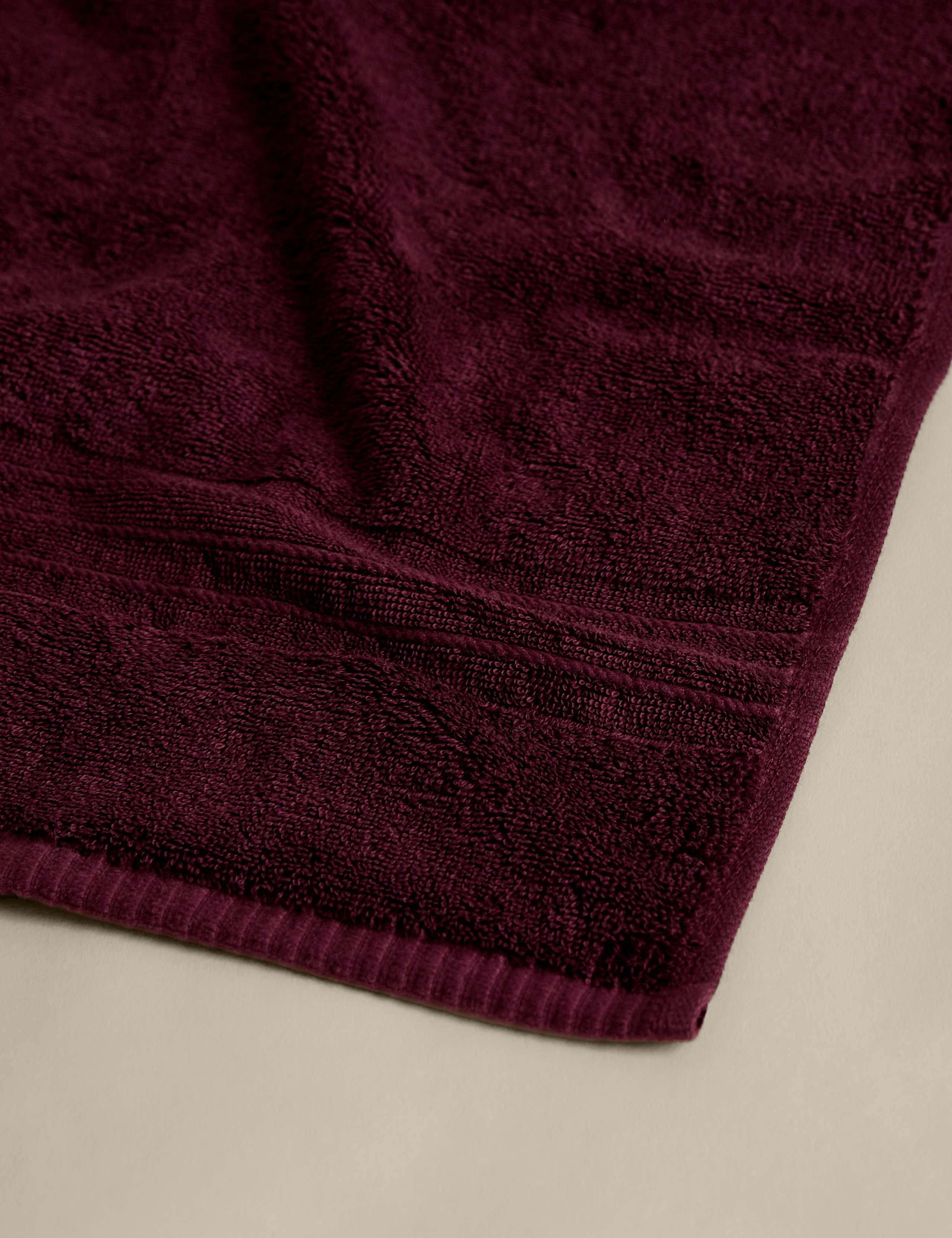 Egyptian Cotton Towel 4 of 4