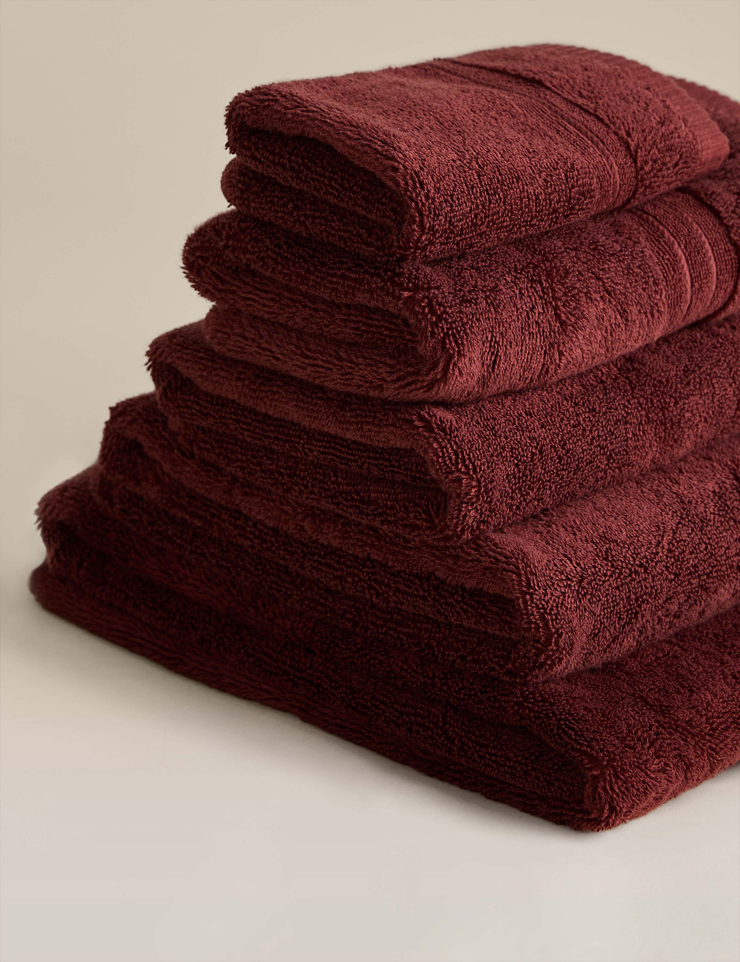 Egyptian Cotton Towel 2 of 4