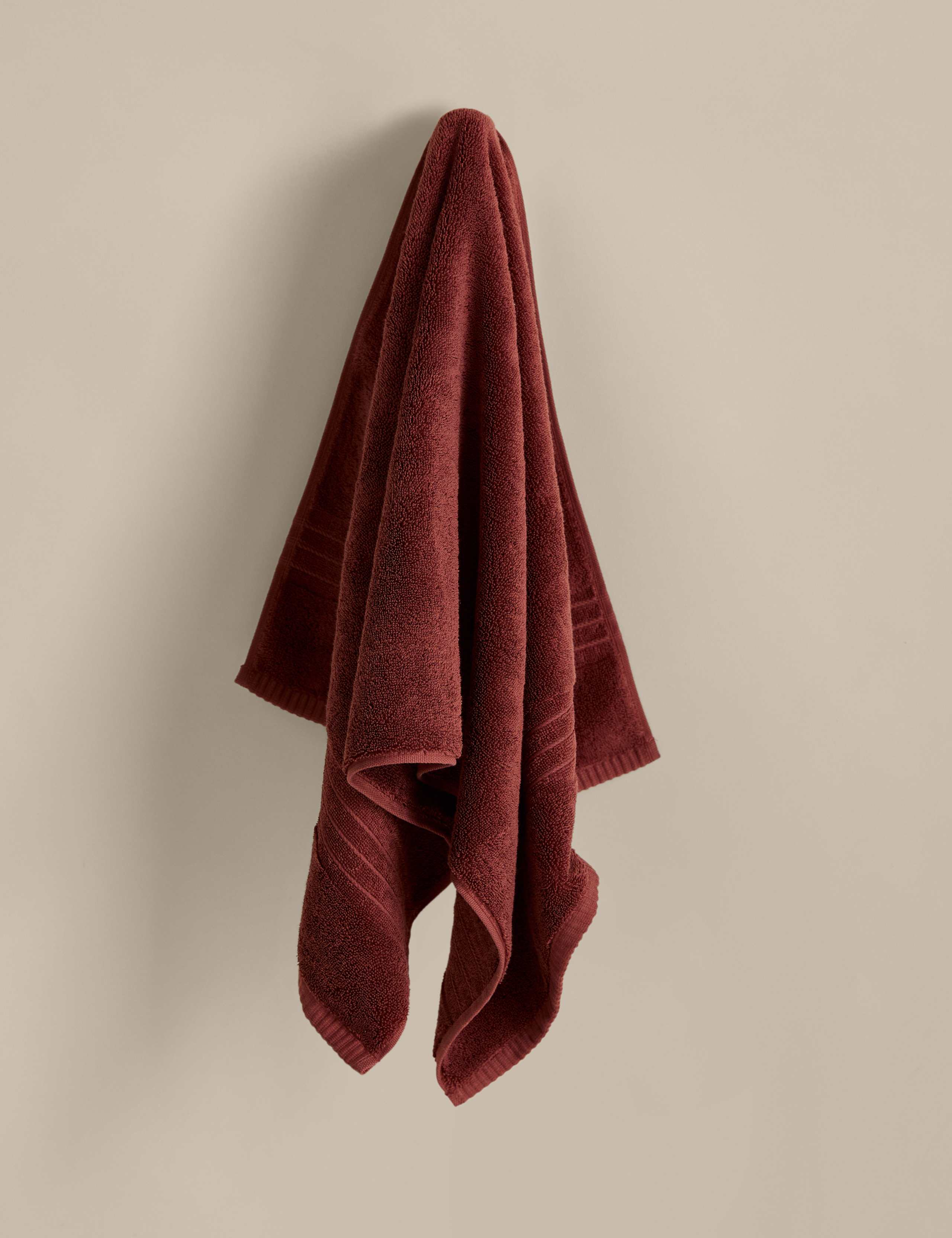 Egyptian Cotton Towel 3 of 4