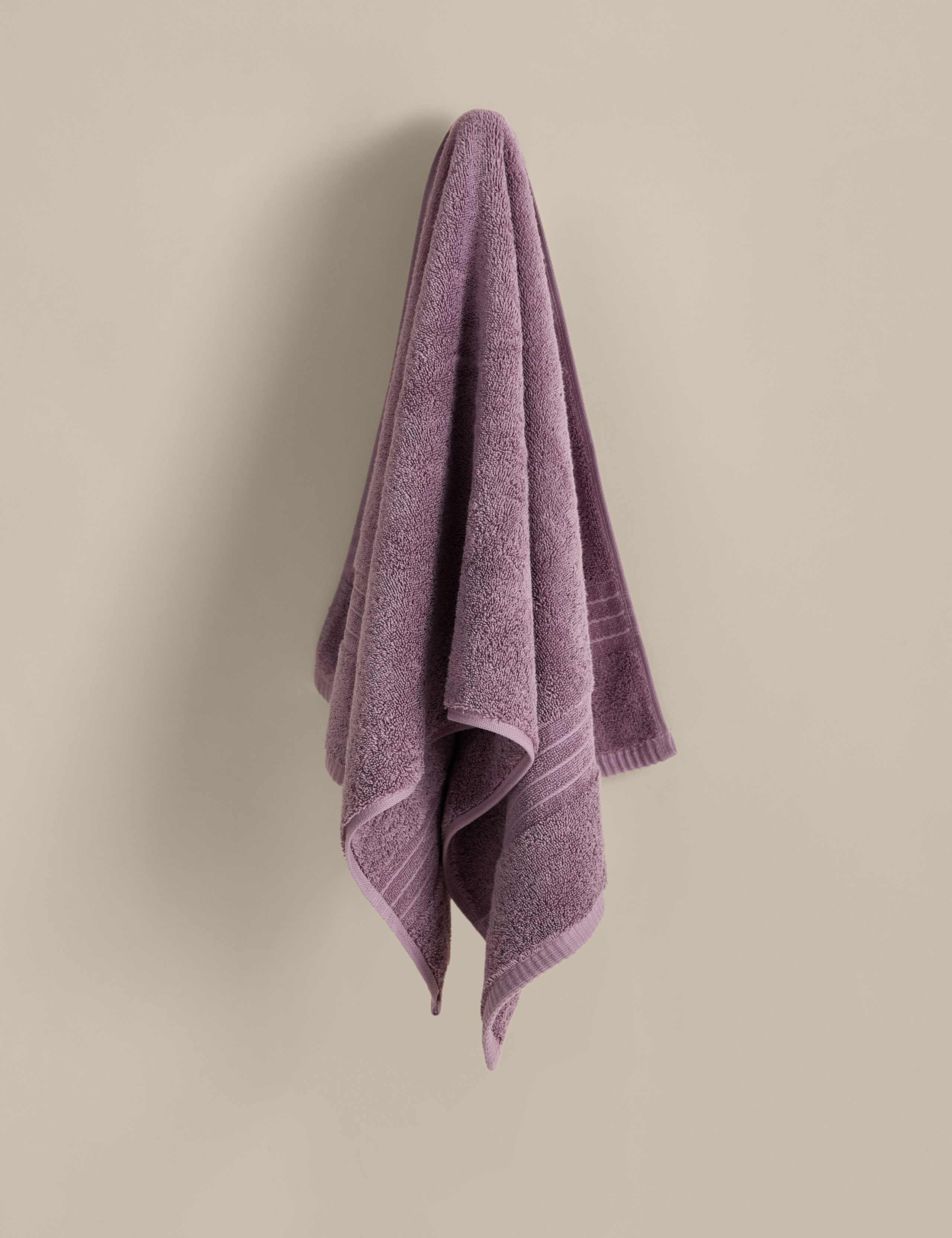 Egyptian Cotton Towel 3 of 4