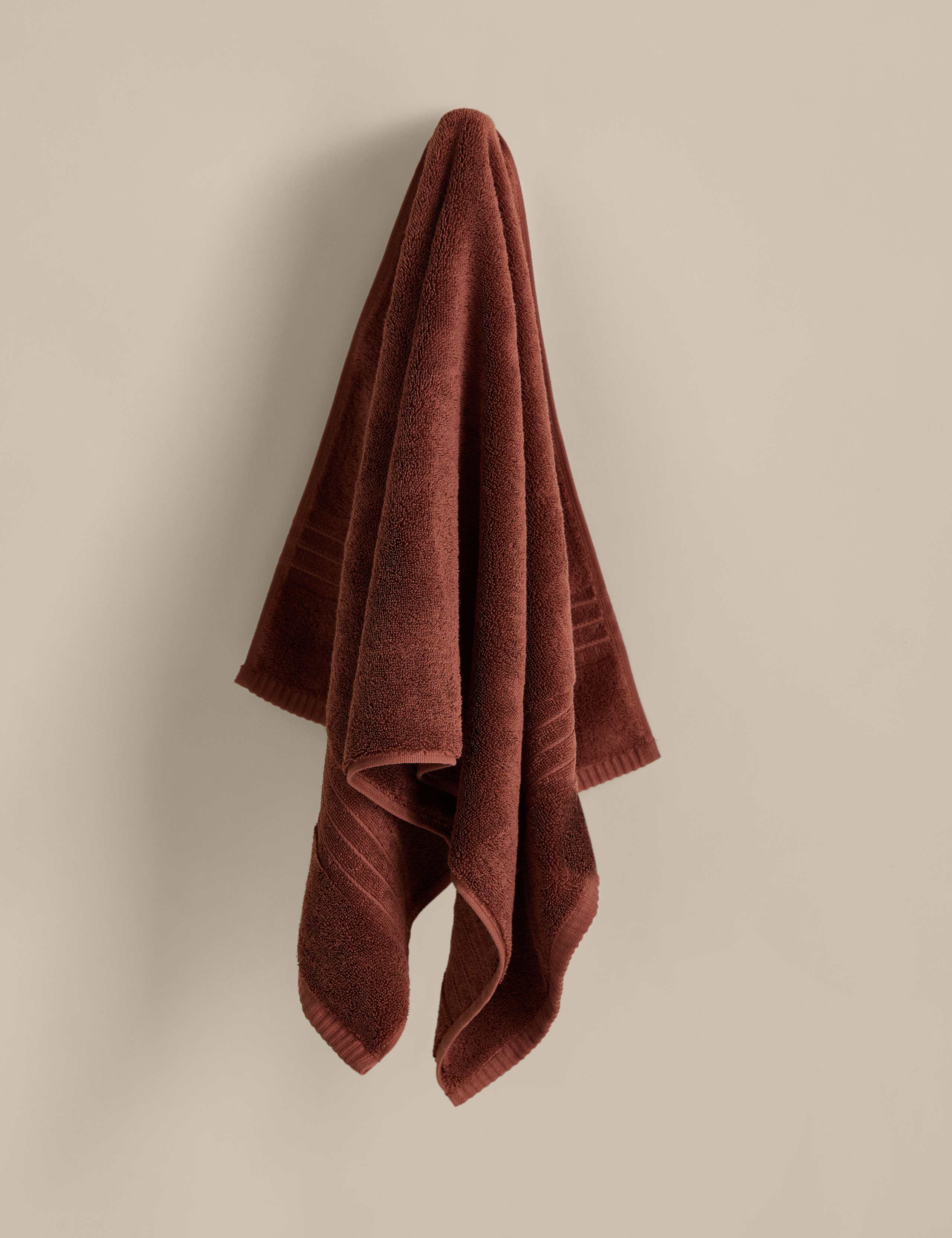 Egyptian Cotton Towel 3 of 4
