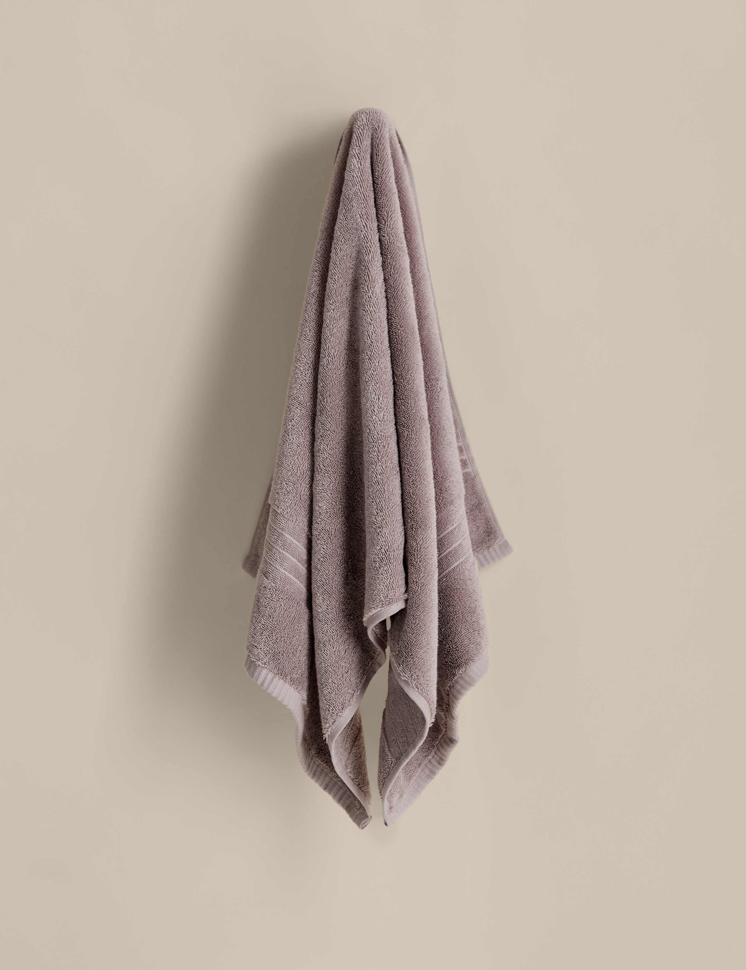 Egyptian Cotton Towel 3 of 4