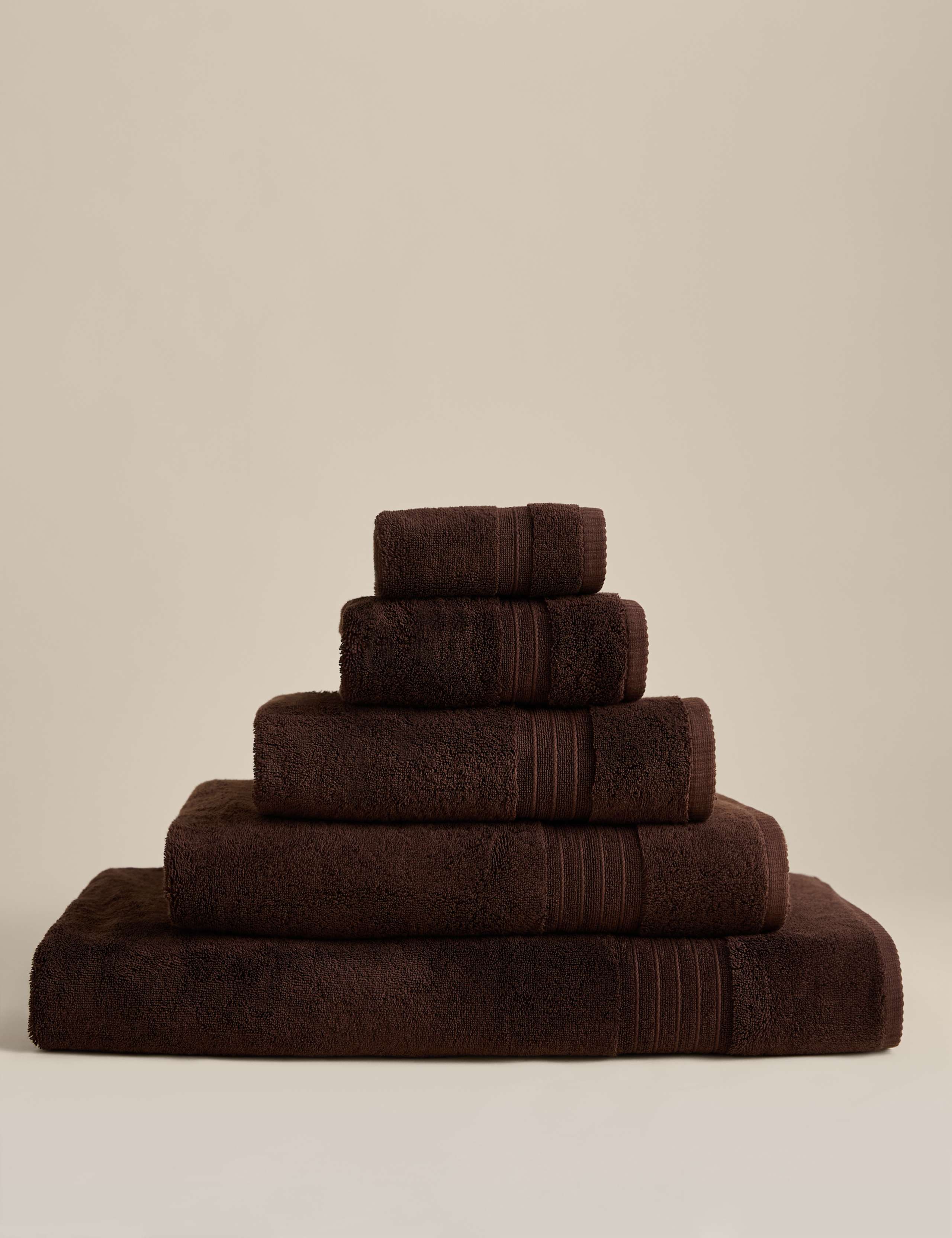 Egyptian Cotton Towel 1 of 4