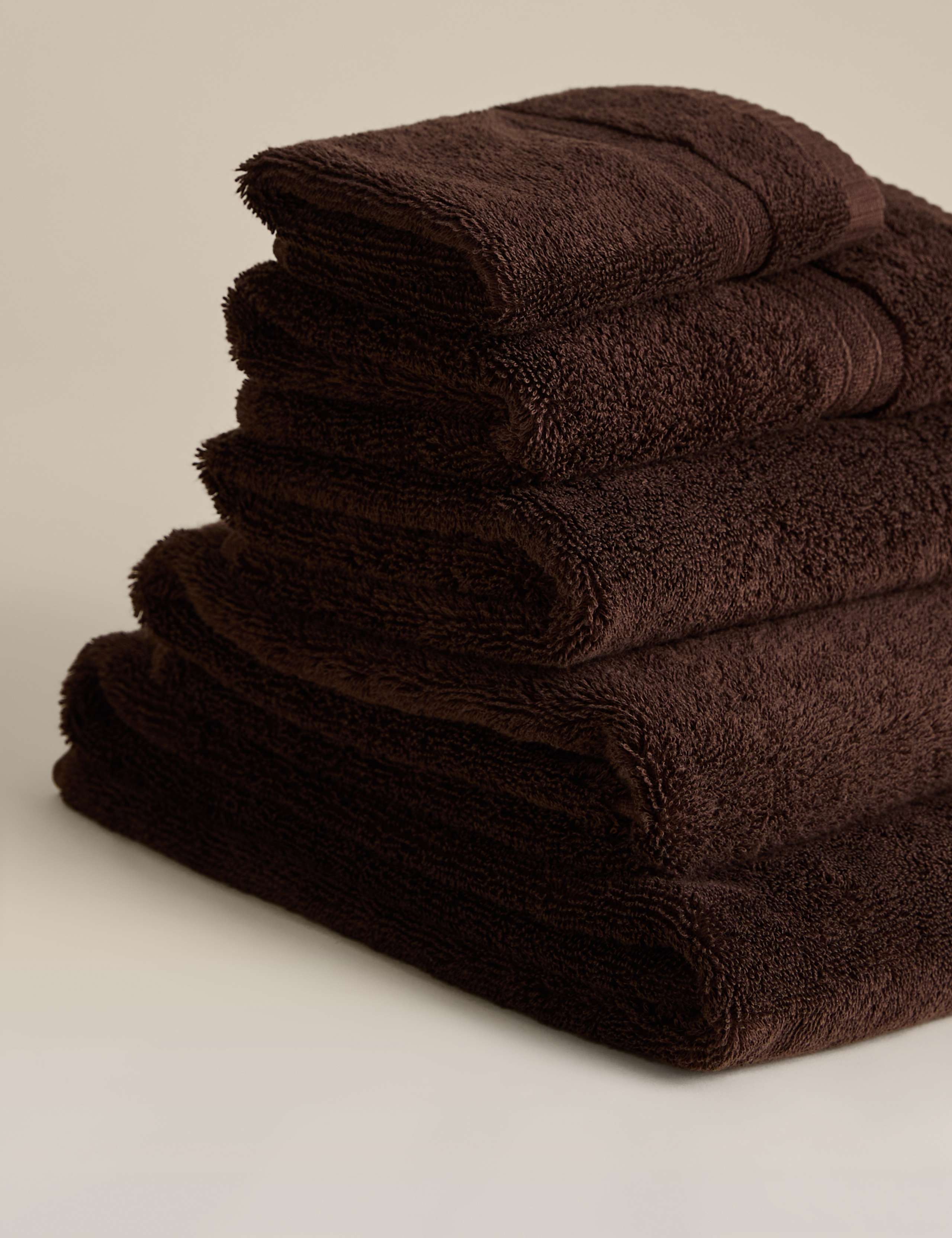 Egyptian Cotton Towel 2 of 4
