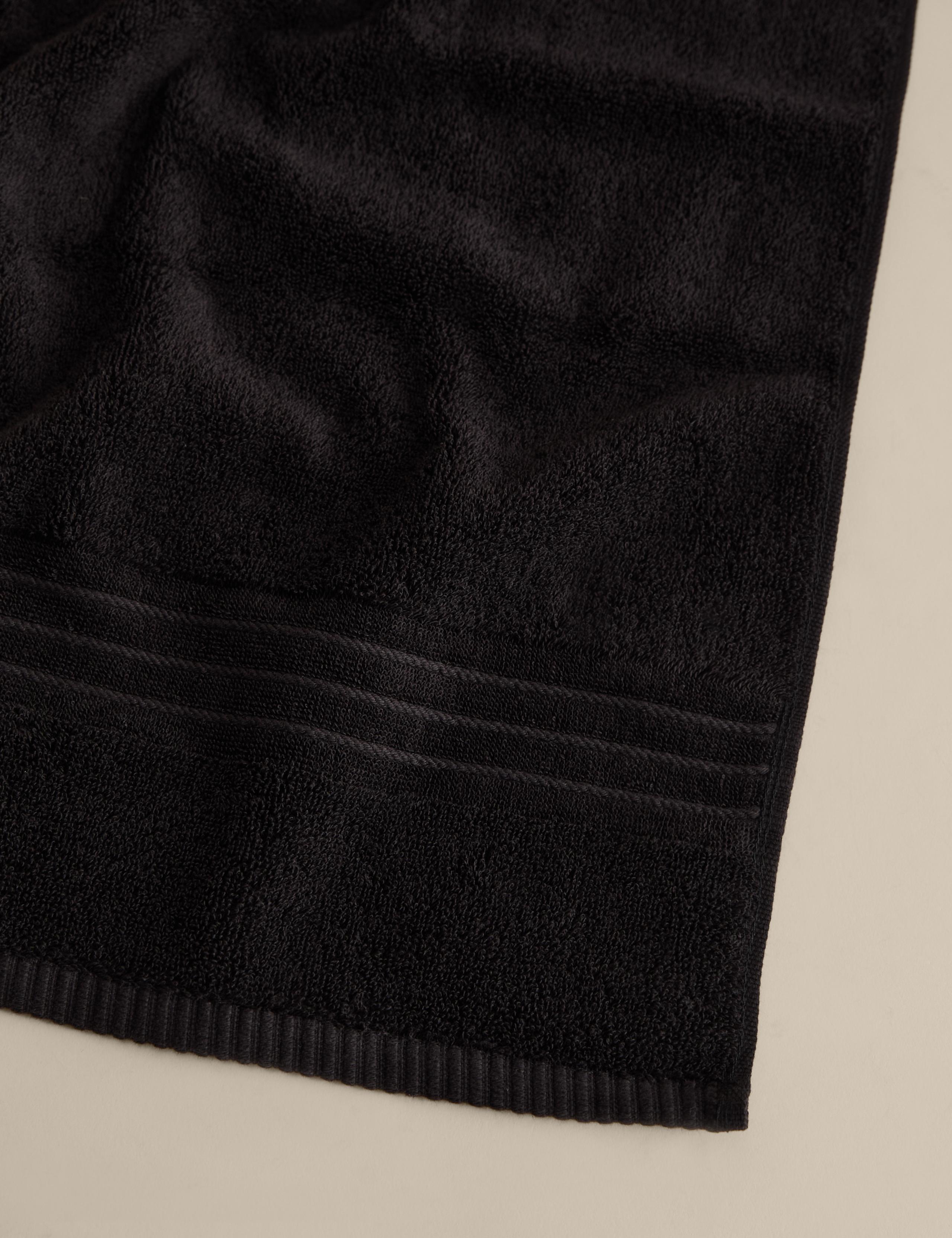 Egyptian Cotton Towel 4 of 4