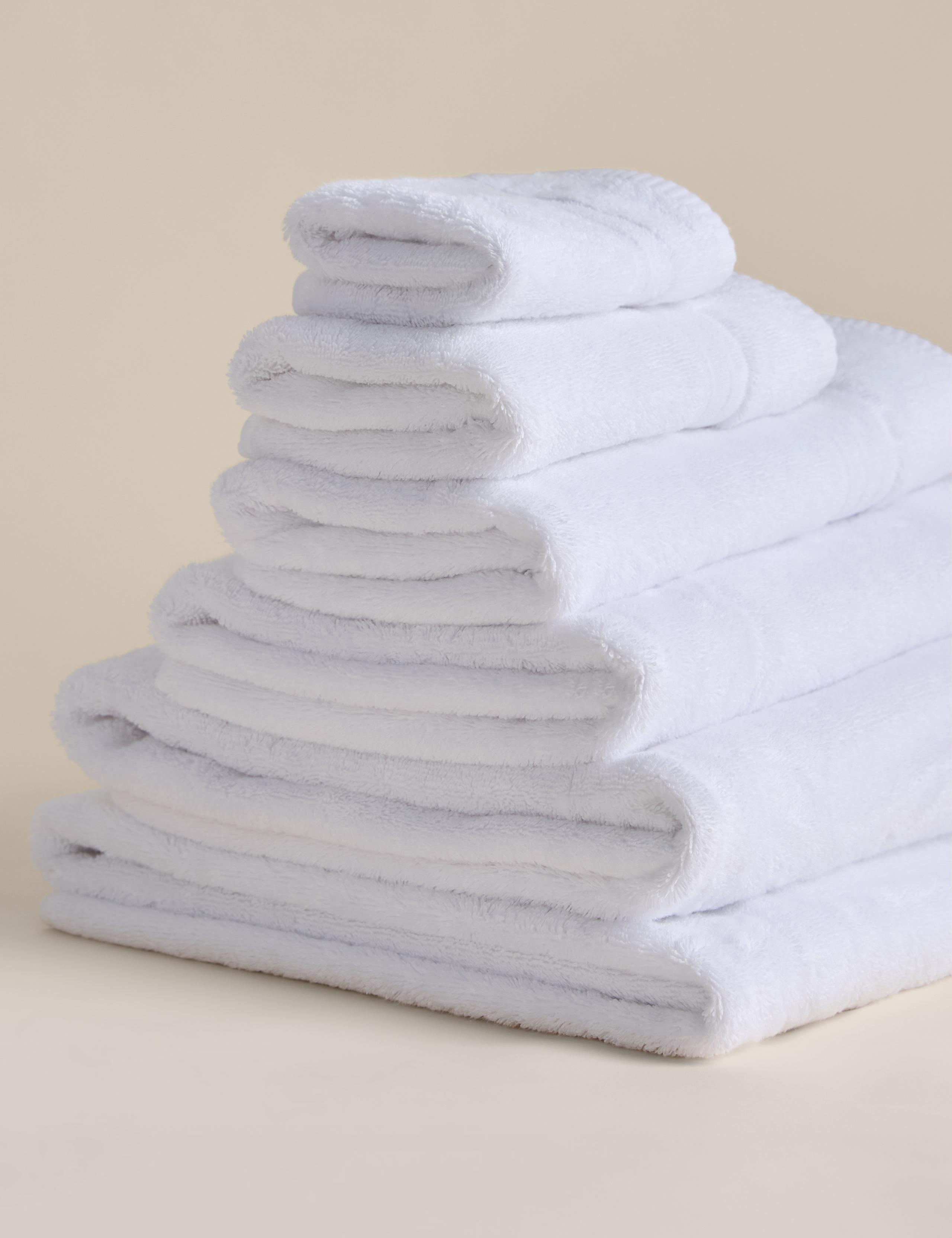 Egyptian Cotton Towel 2 of 4