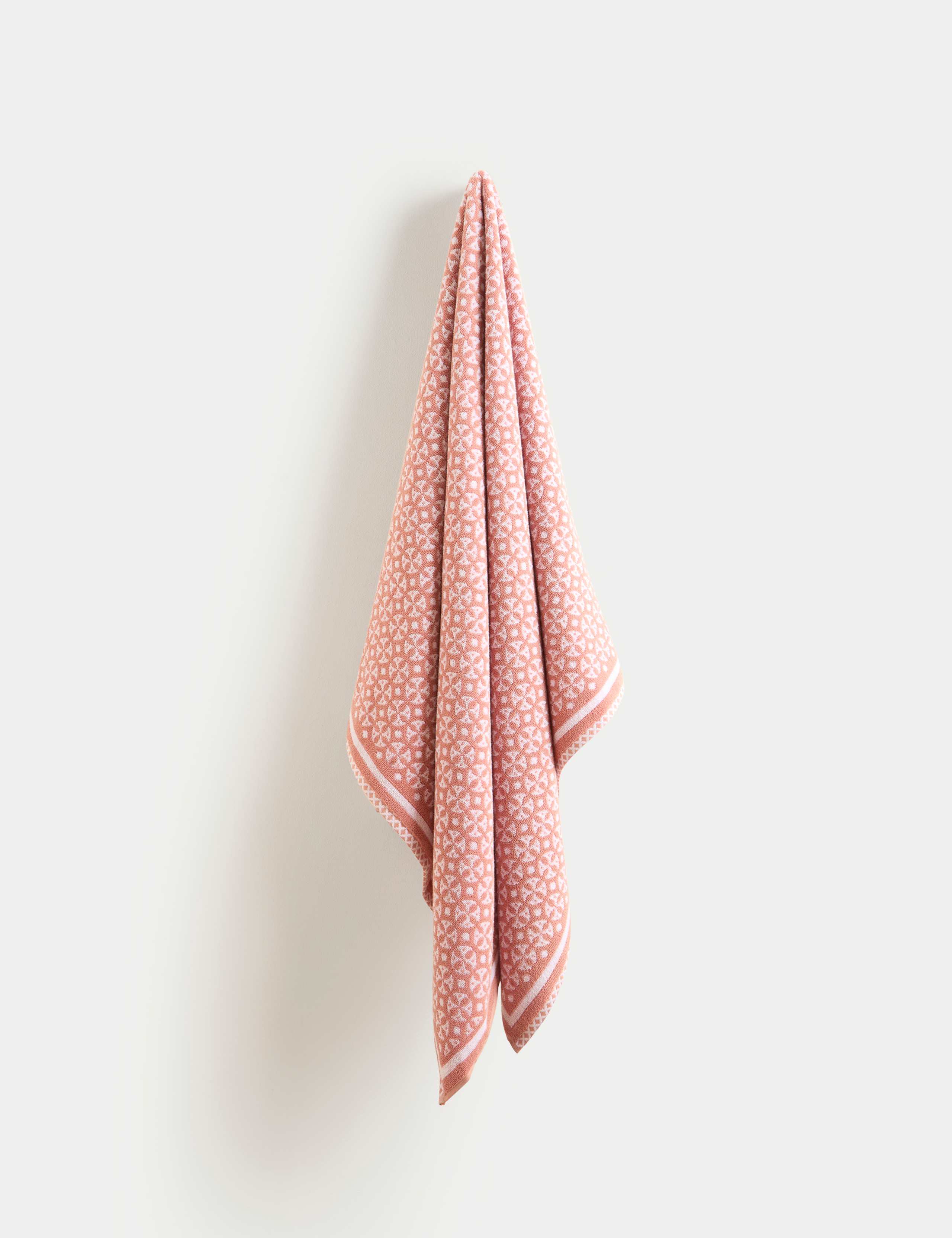 Pure Cotton Geometric Towel 3 of 4