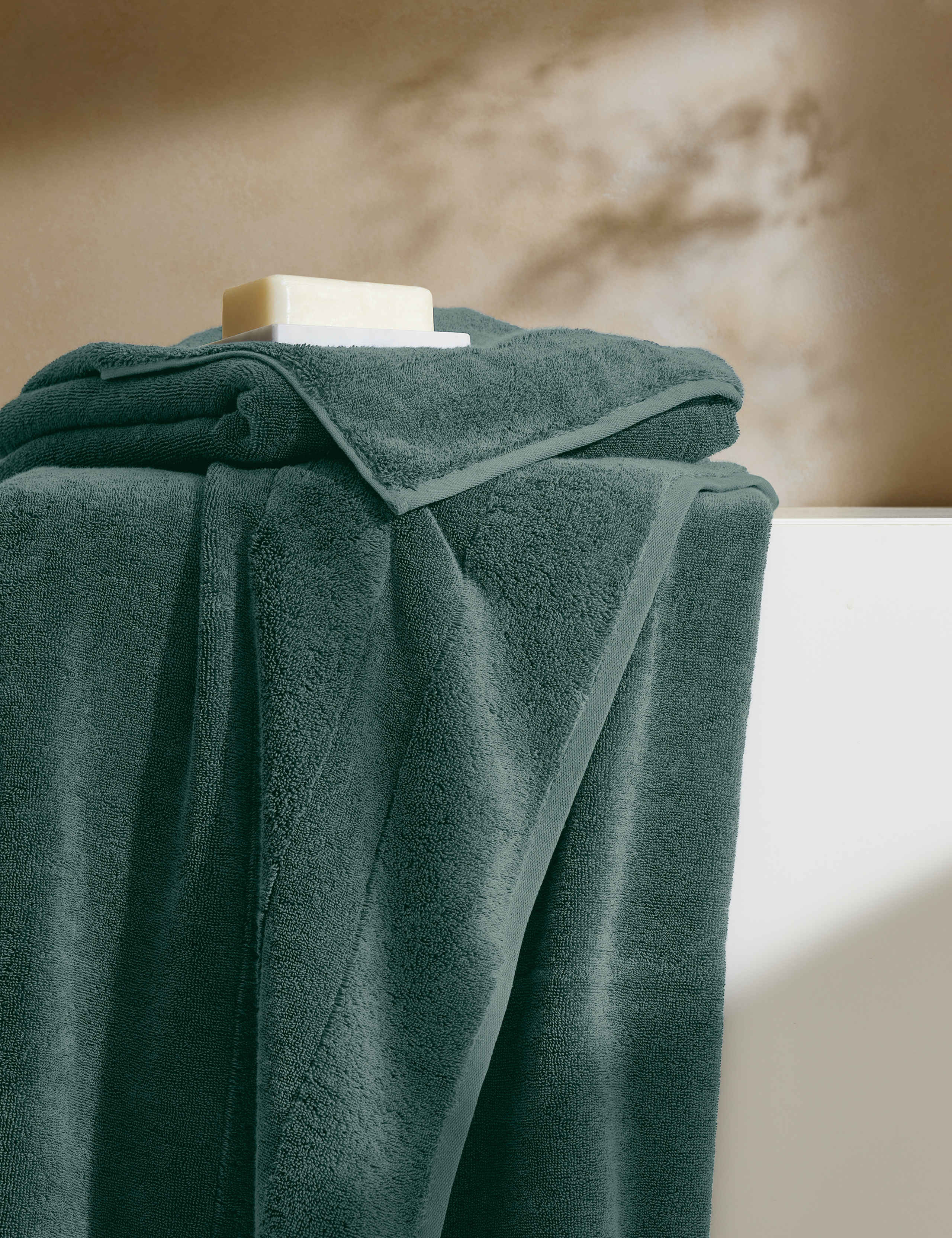 Ultimate Luxury Turkish Cotton Towel 1 of 4