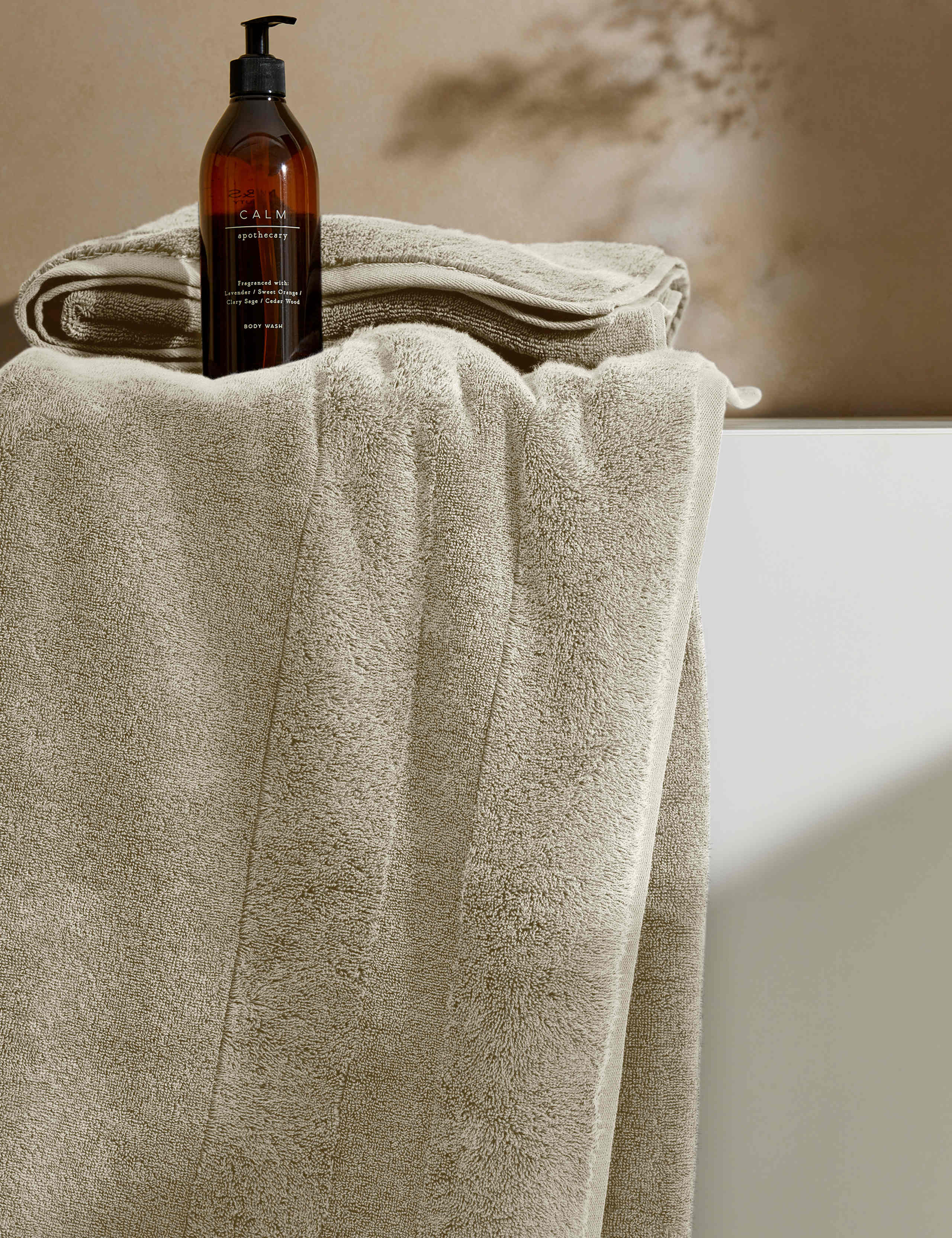 Ultimate Luxury Turkish Cotton Towel 1 of 6